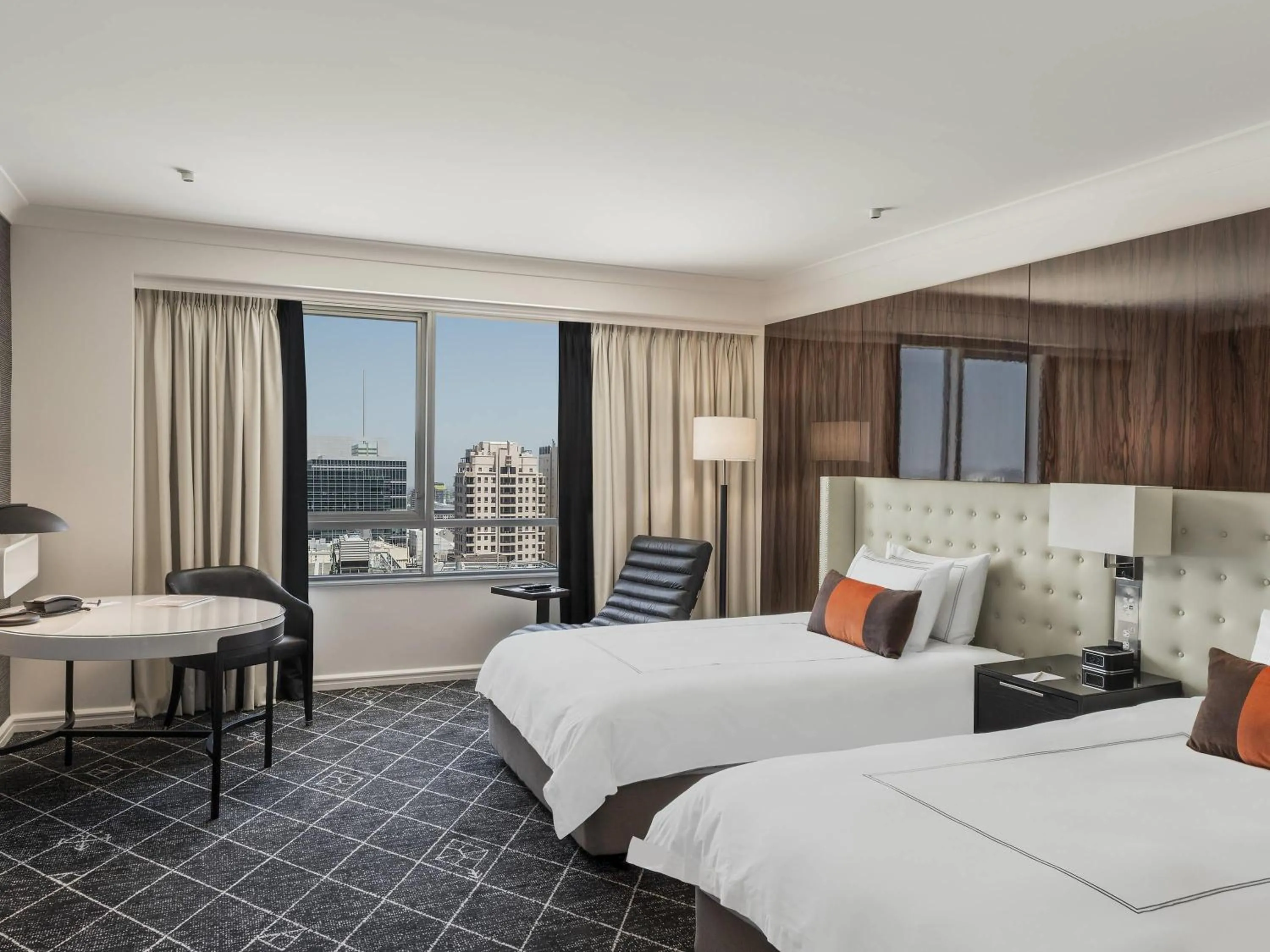 Bedroom, Bed in Swissotel Sydney