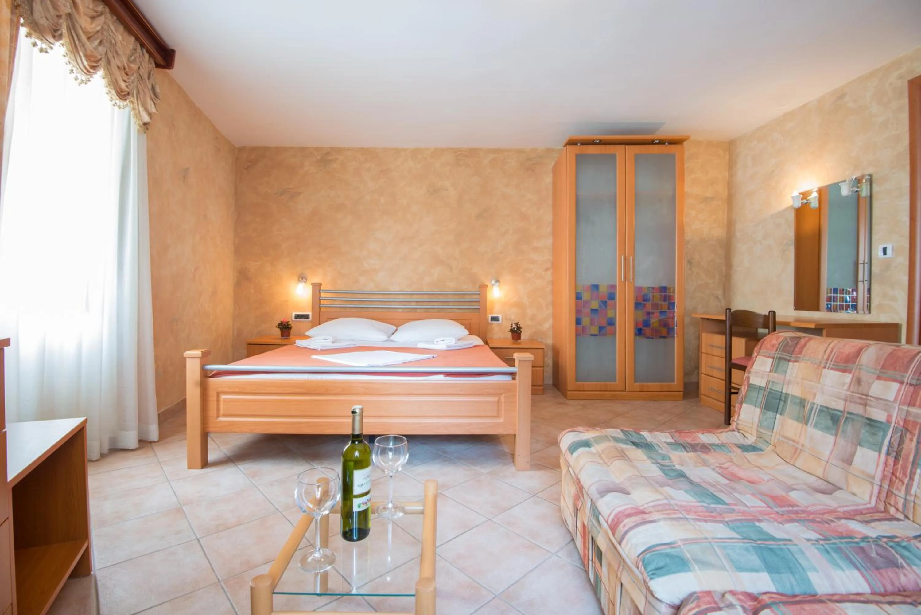 Bedroom, Bed in Hotel Rendez Vous