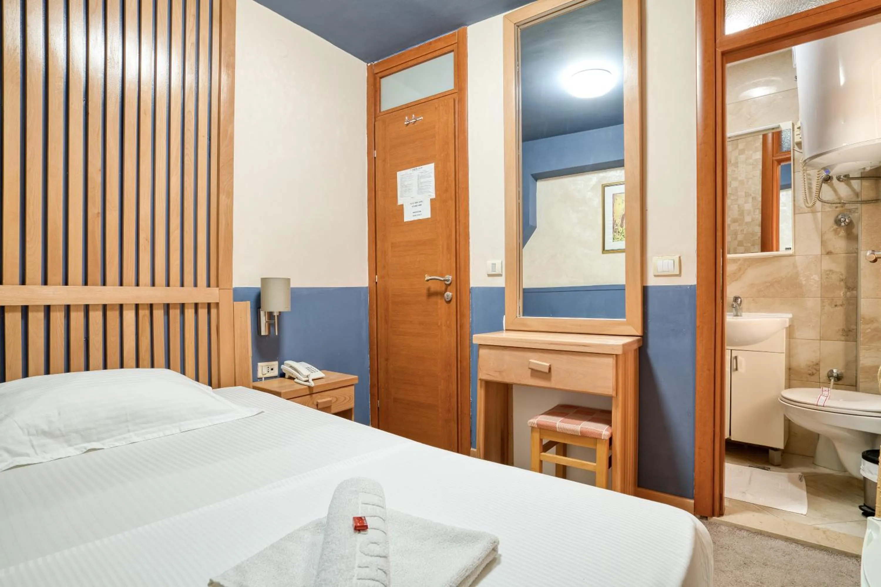 Bed in Hotel Rendez Vous