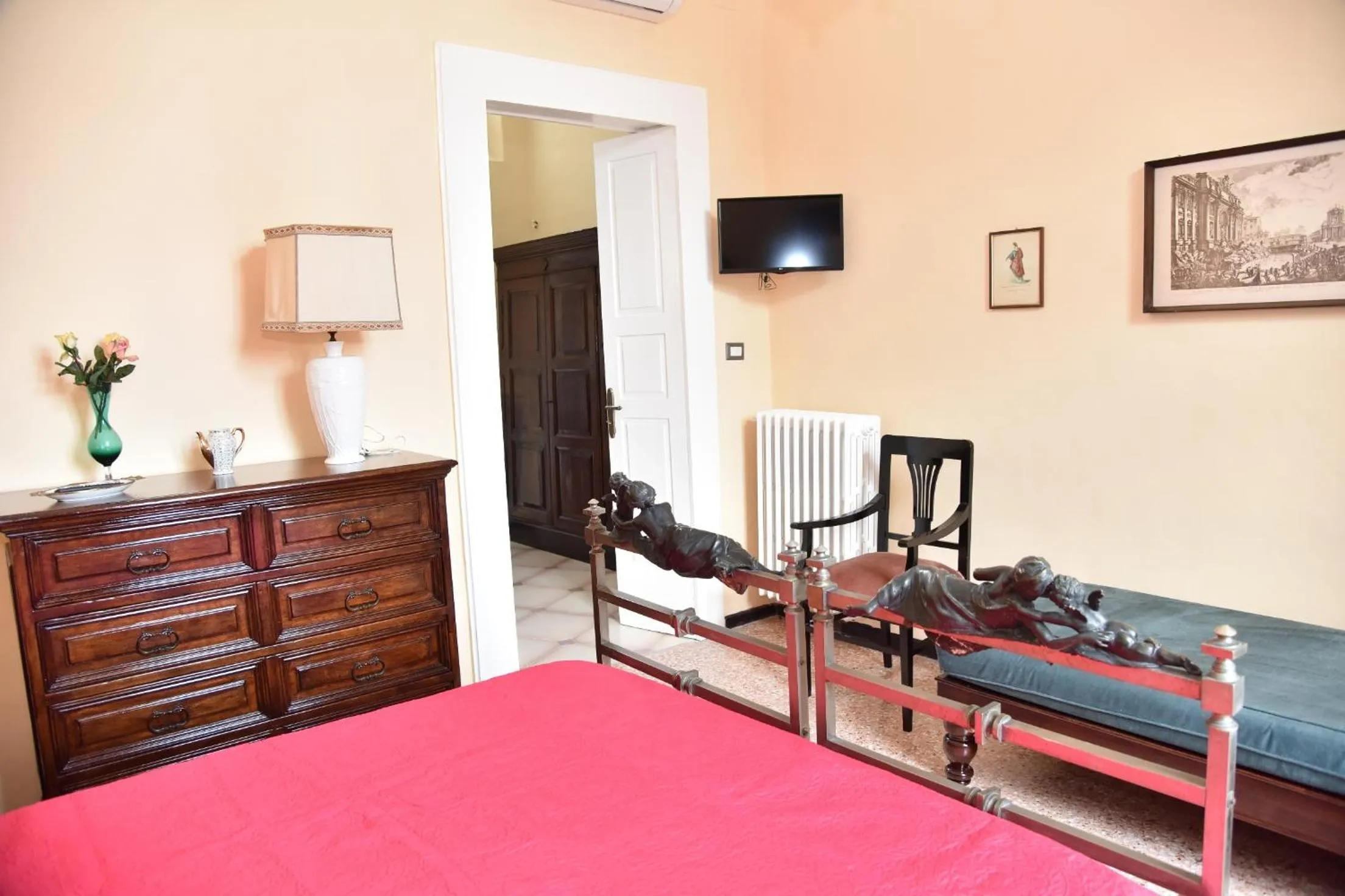 Photo of the whole room in Rosaria Suite & Rooms