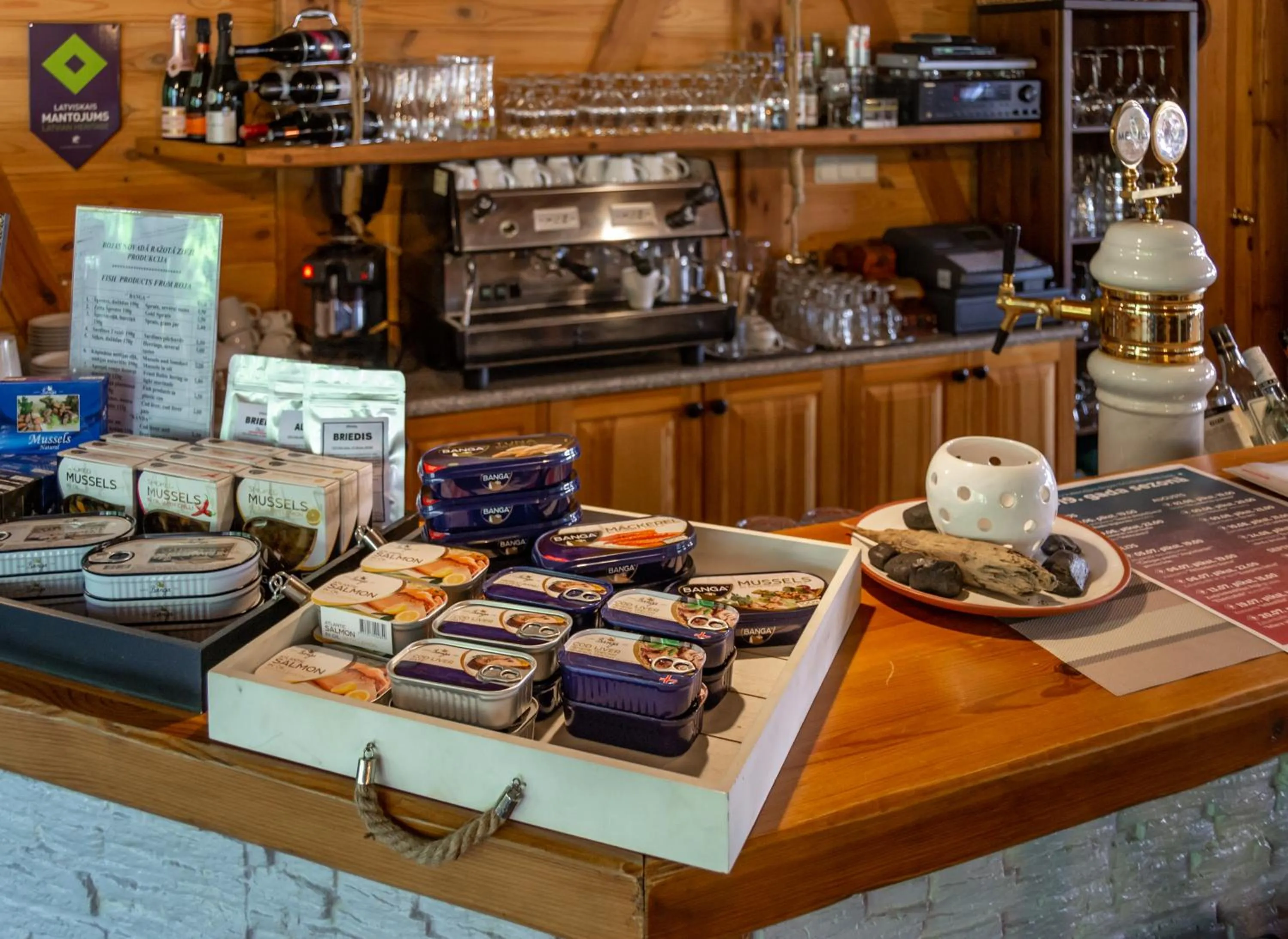 Food and drinks in Boutique Hotel Roja