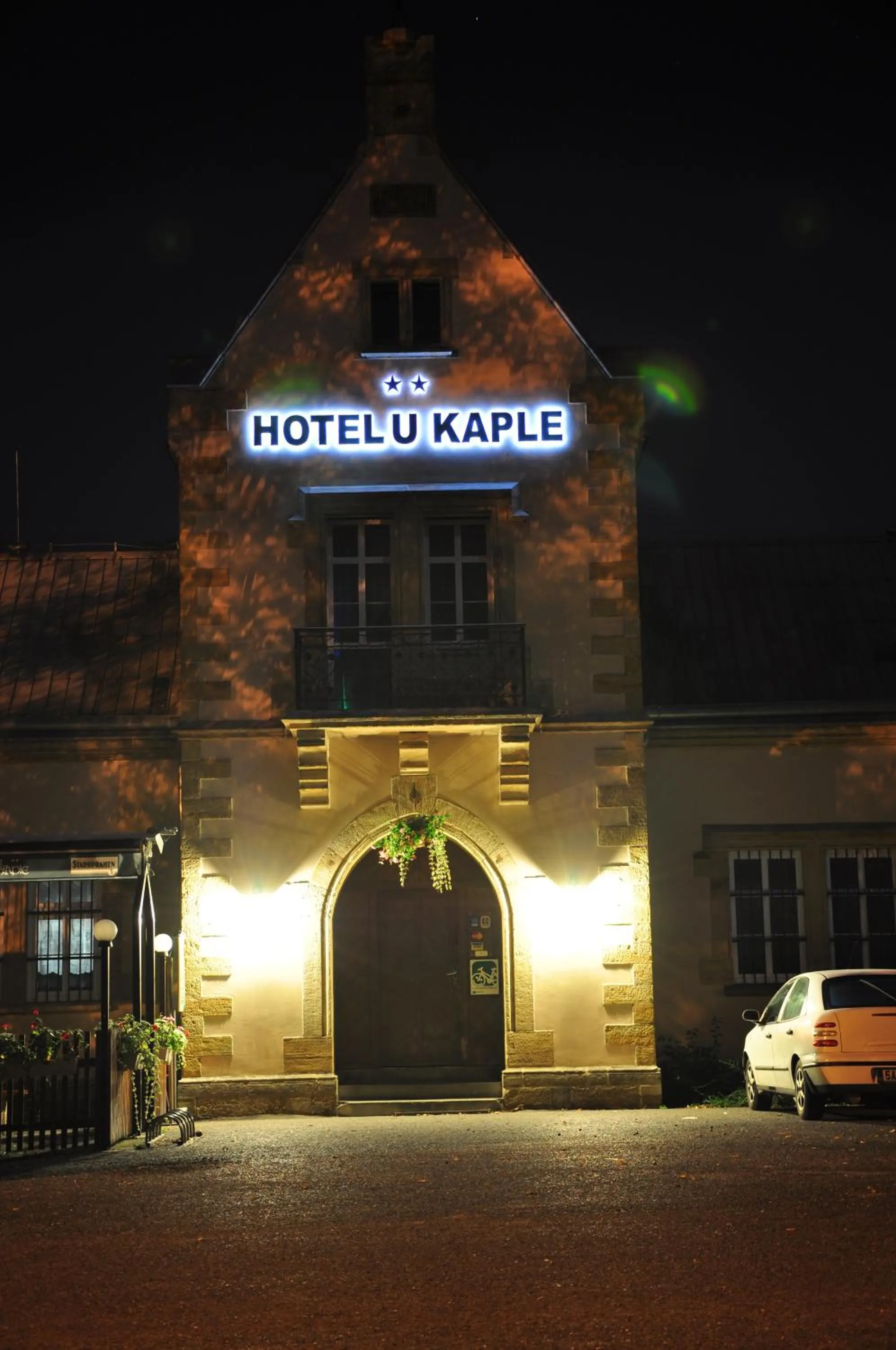 Facade/entrance in Hotel U Kaple