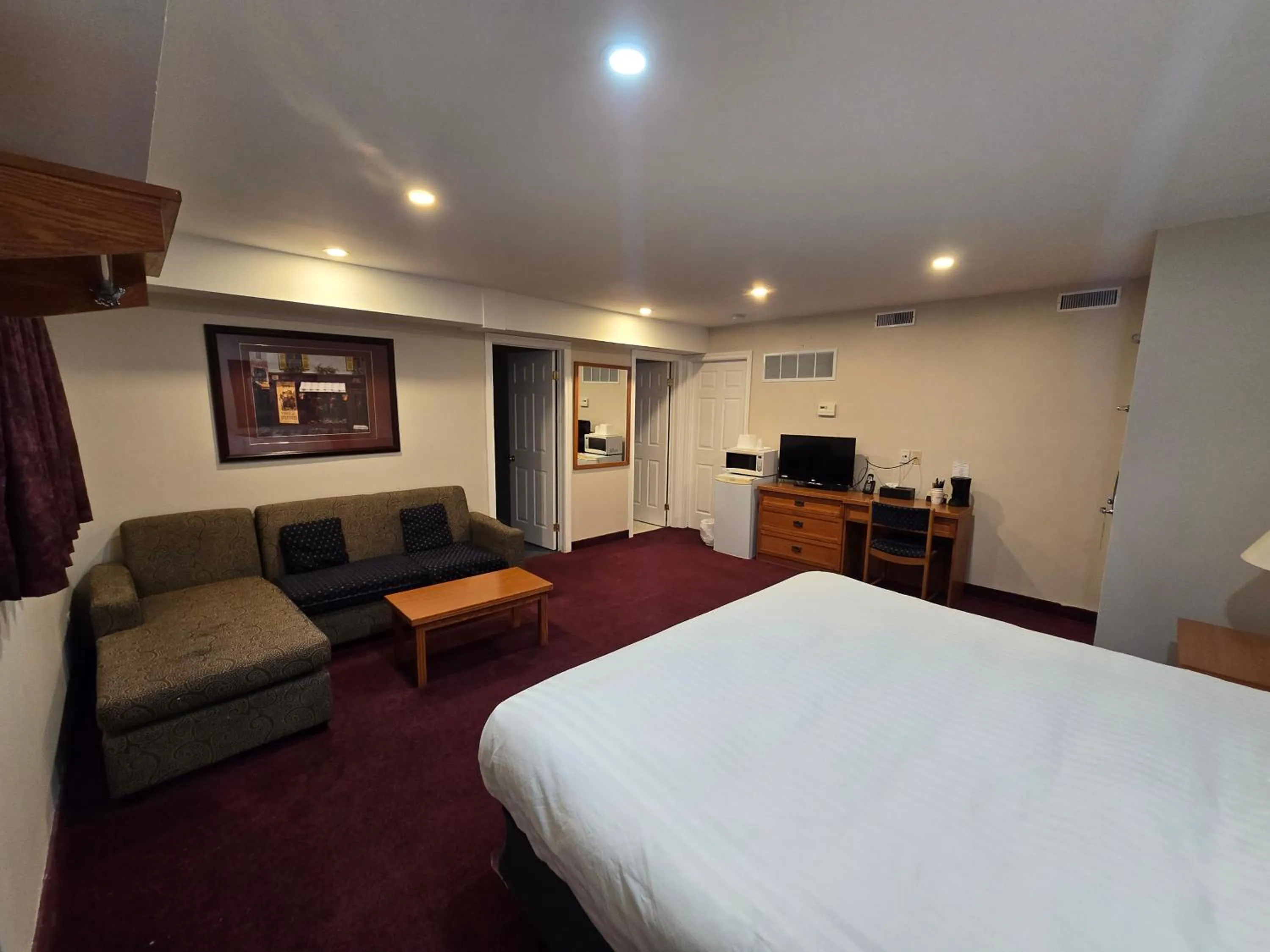 Bed in Travelodge by Wyndham Port Elgin