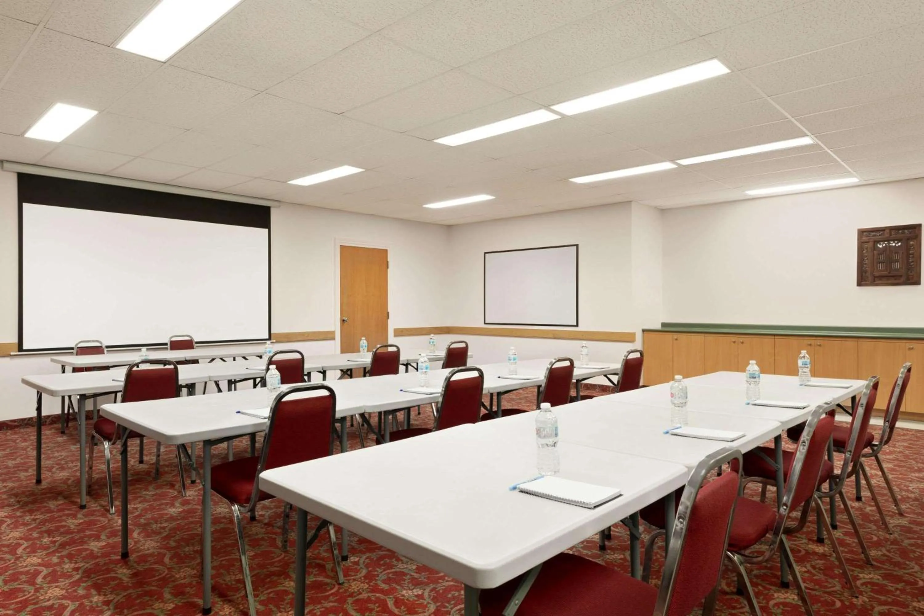 On site in Travelodge by Wyndham Port Elgin