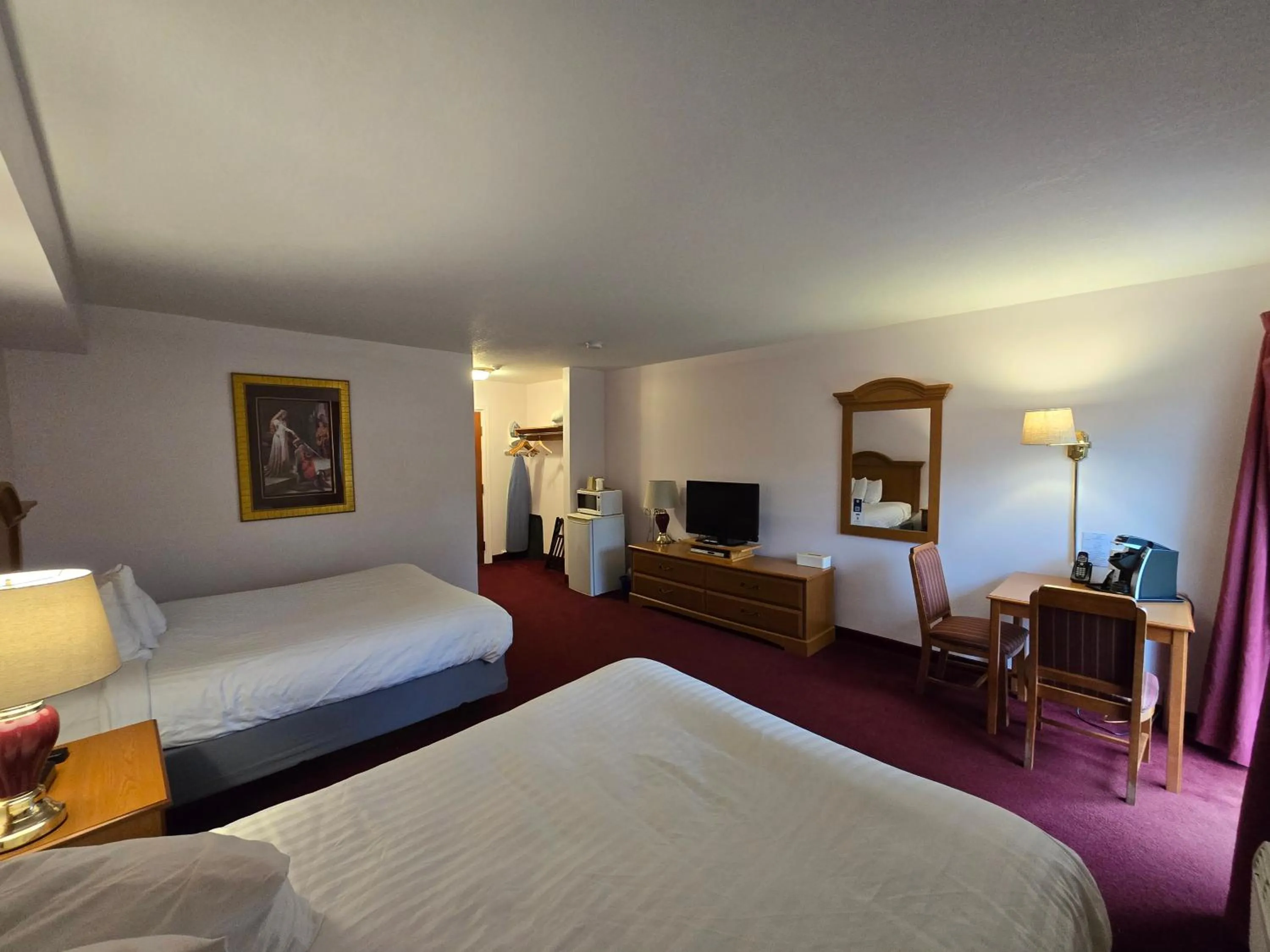 Bed in Travelodge by Wyndham Port Elgin