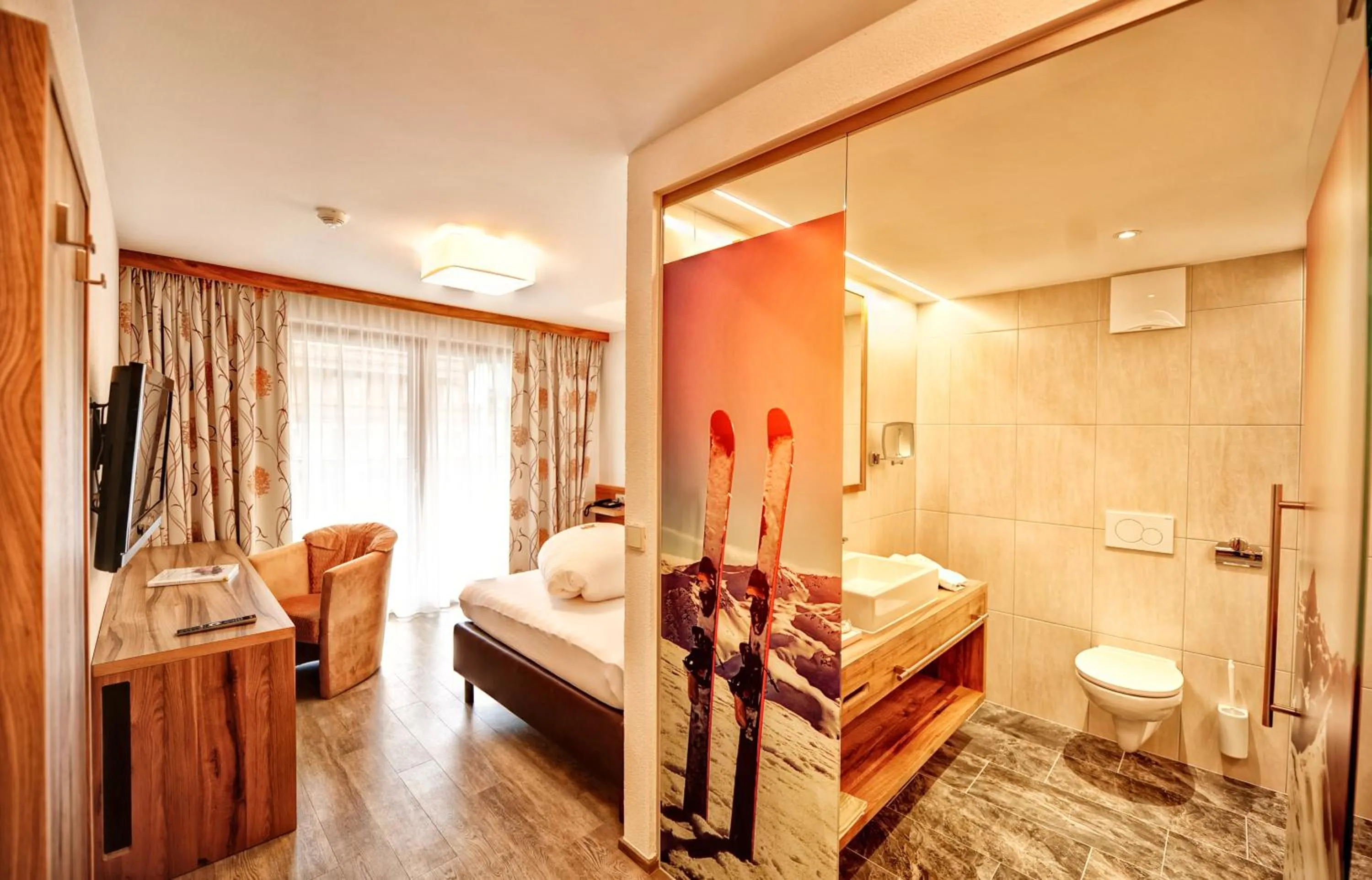 Photo of the whole room, Bed in Hotel Arnika