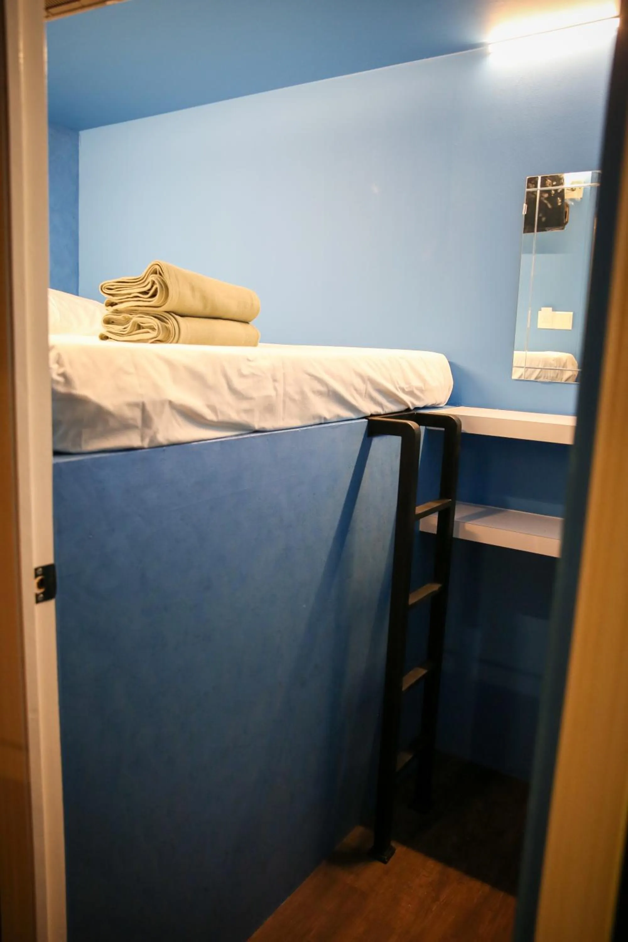 Bed in TBS Rest & Go Transit Motel