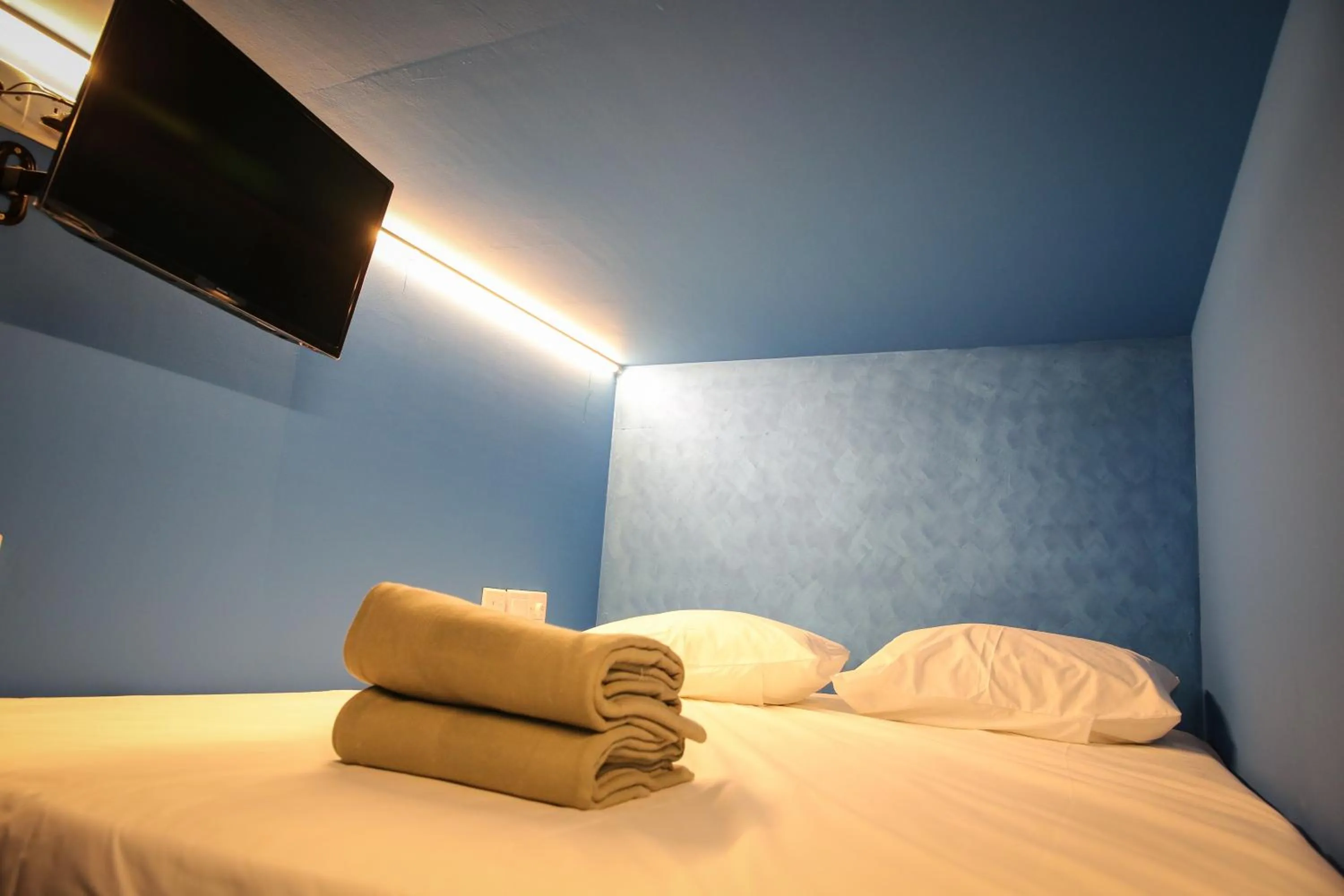 Bed in TBS Rest & Go Transit Motel