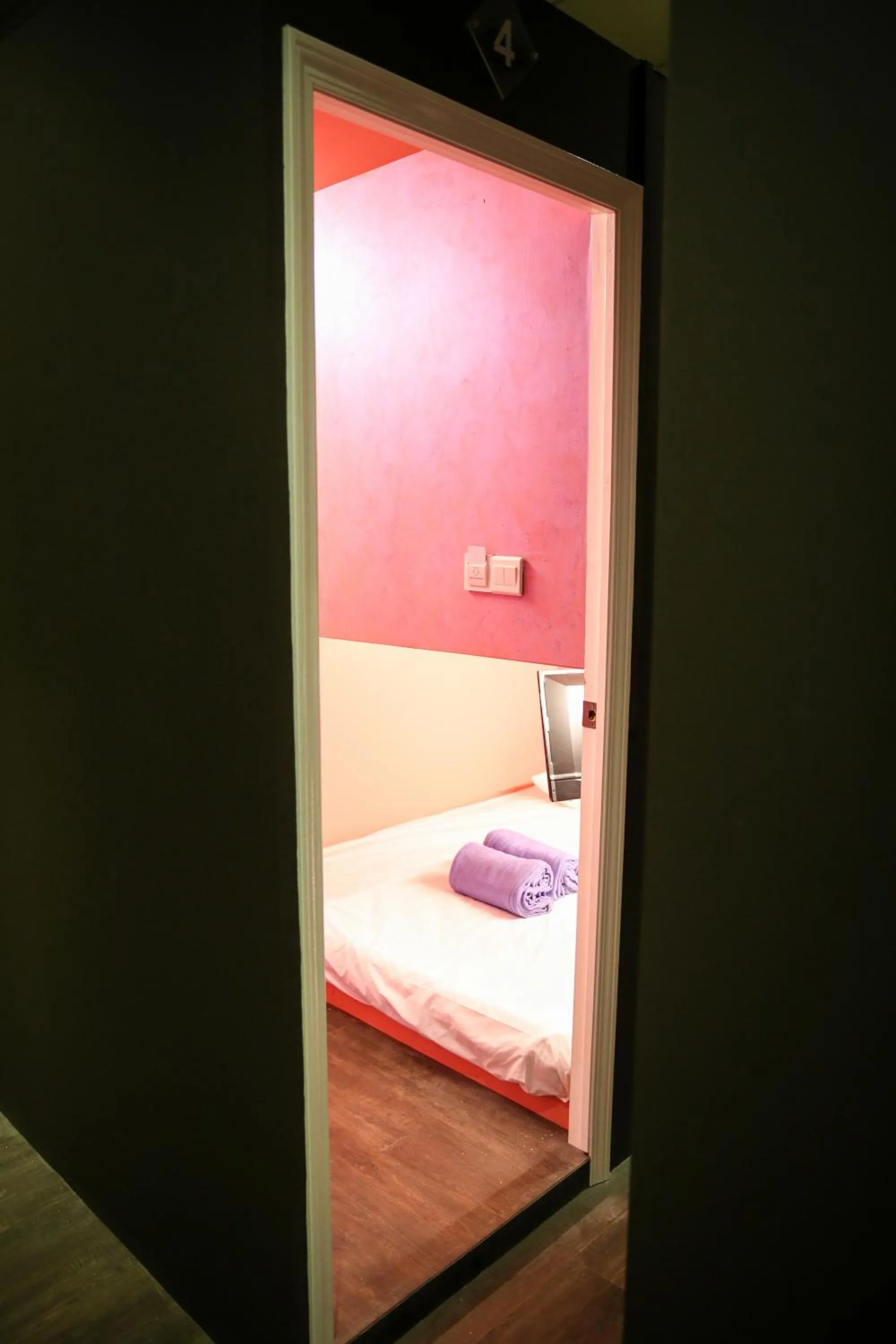 Bed in TBS Rest & Go Transit Motel