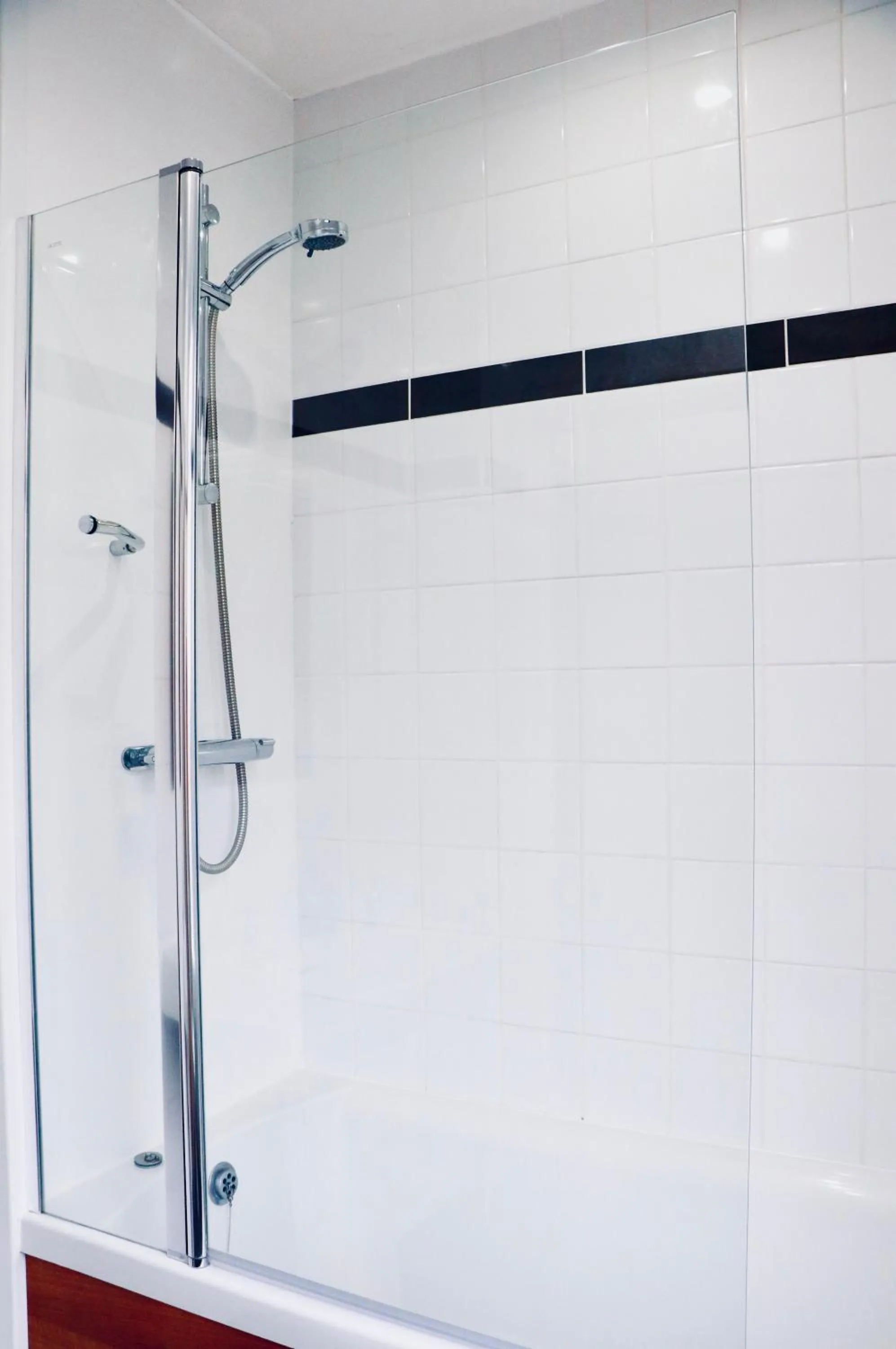 Shower in The Liverpool Pod Travel Hostel