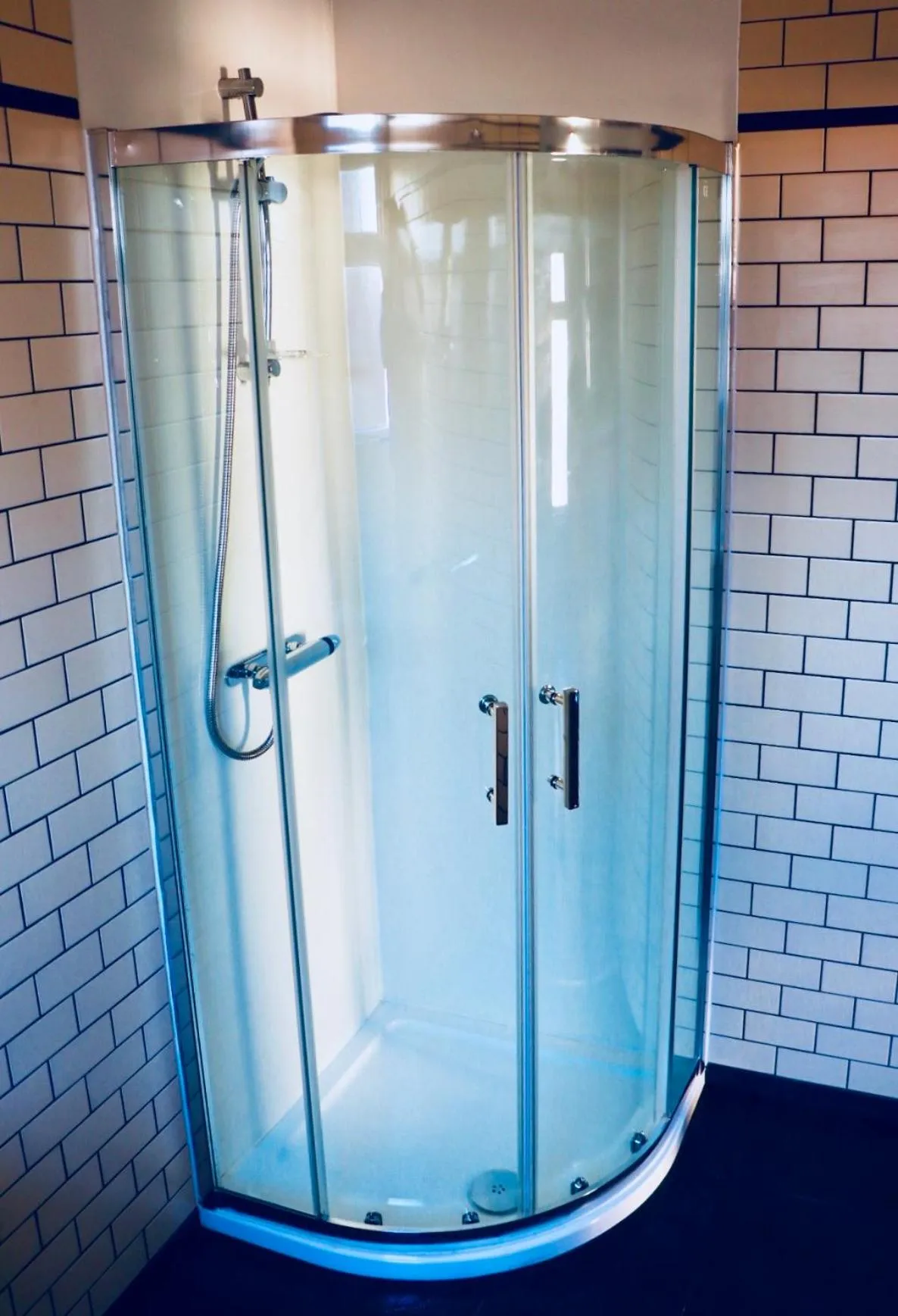 Bathroom in The Liverpool Pod Travel Hostel