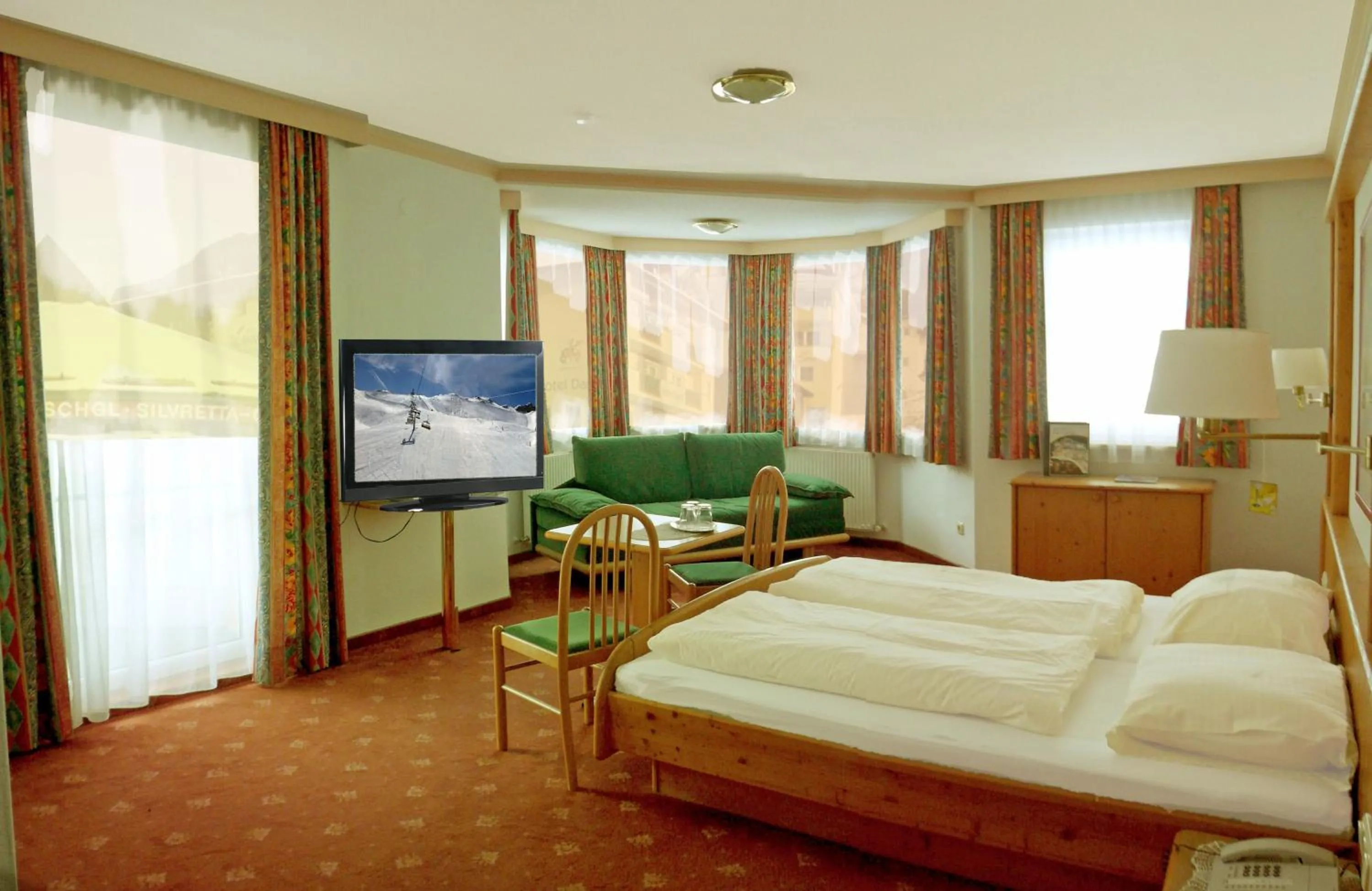 Photo of the whole room in Hotel Germania