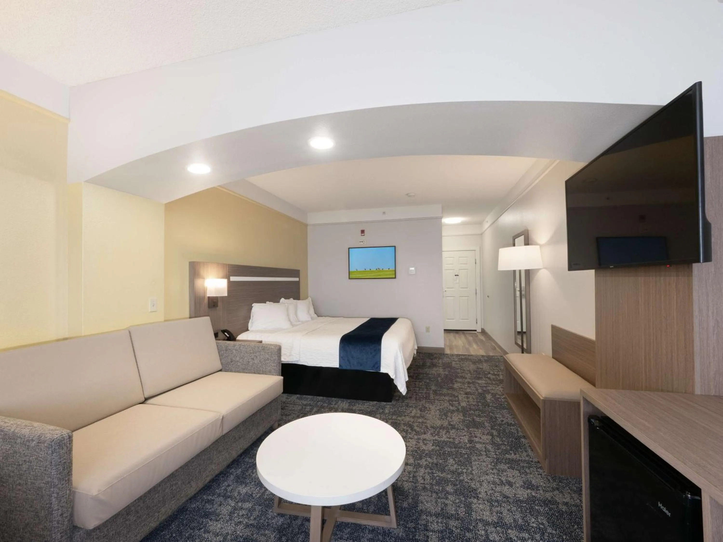 Bed in SureStay Plus Hotel by Best Western Billings