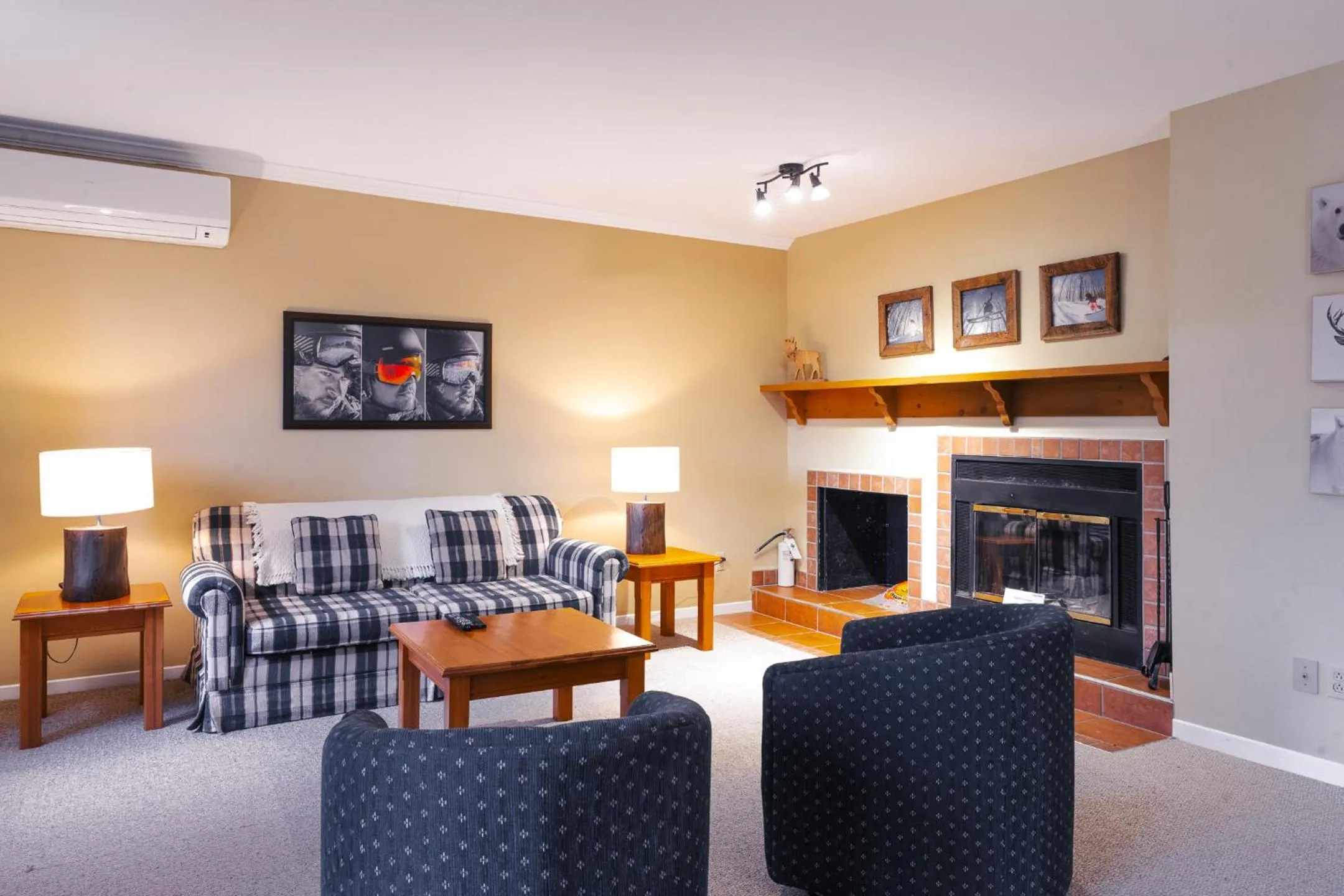 Living room in Mont Blanc Hôtel & Condos