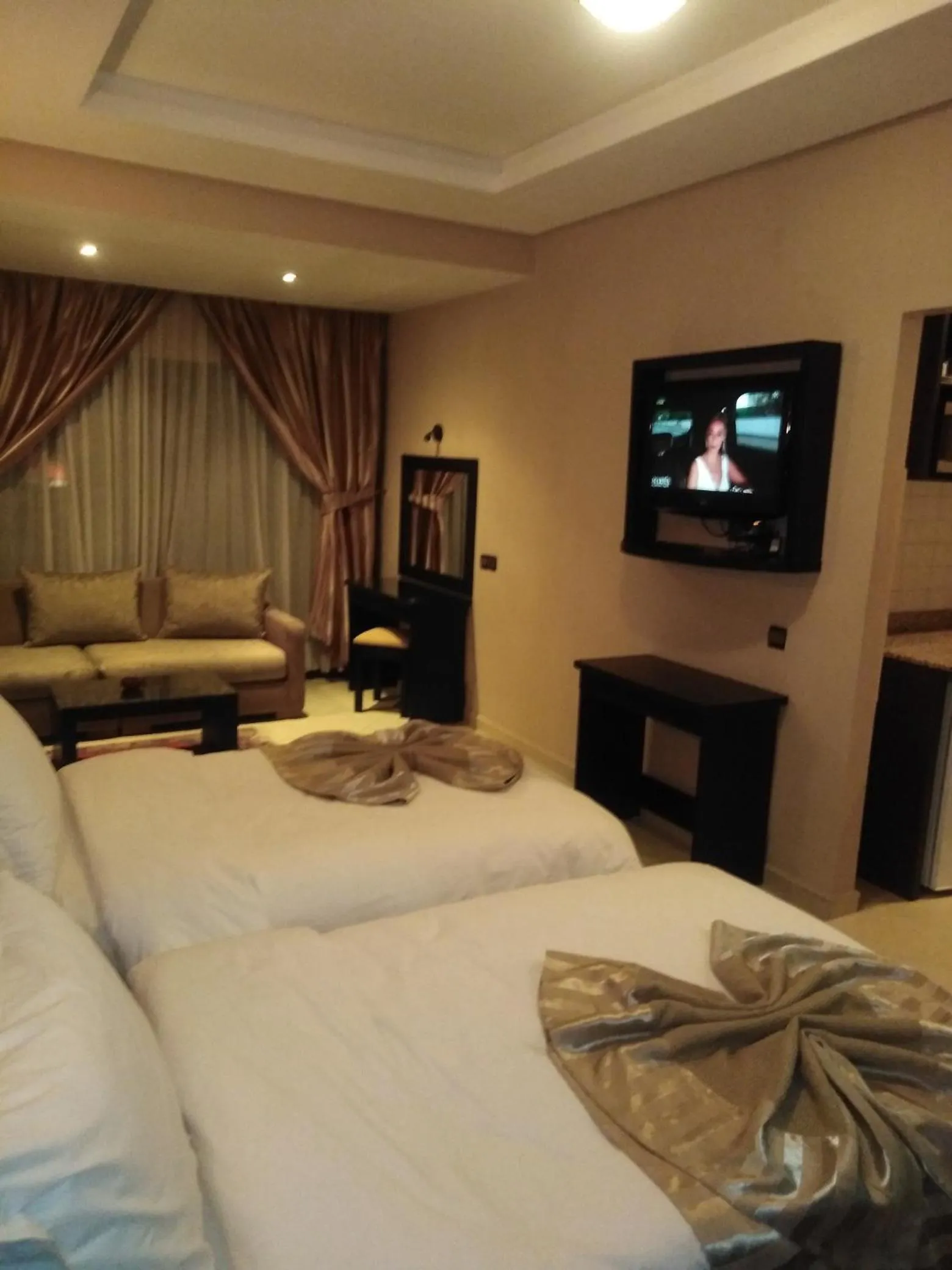 Bed in Suite Hotel Tilila