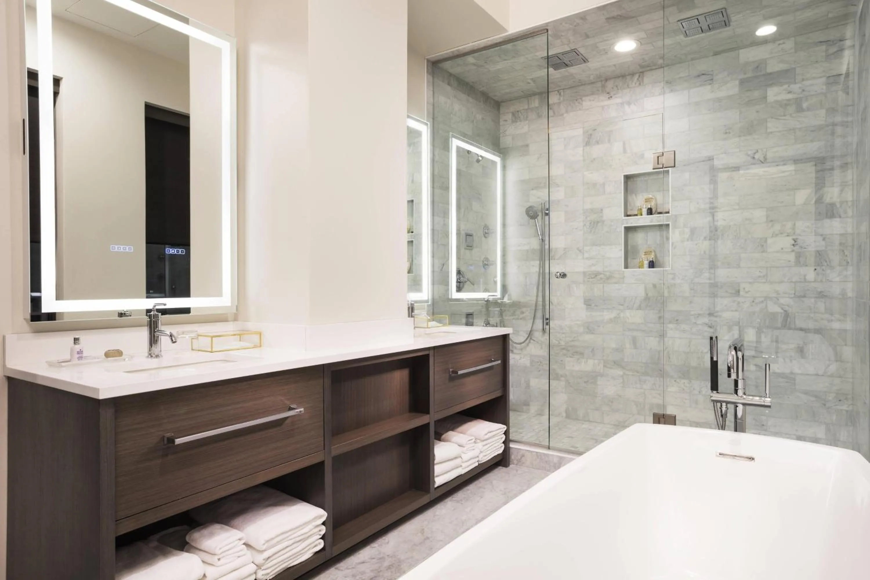 Bathroom in Hotel Ivy, a Luxury Collection Hotel, Minneapolis