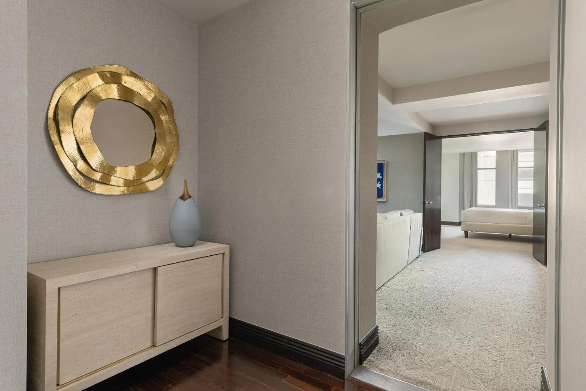 Facade/entrance, Bed in Hotel Ivy, a Luxury Collection Hotel, Minneapolis