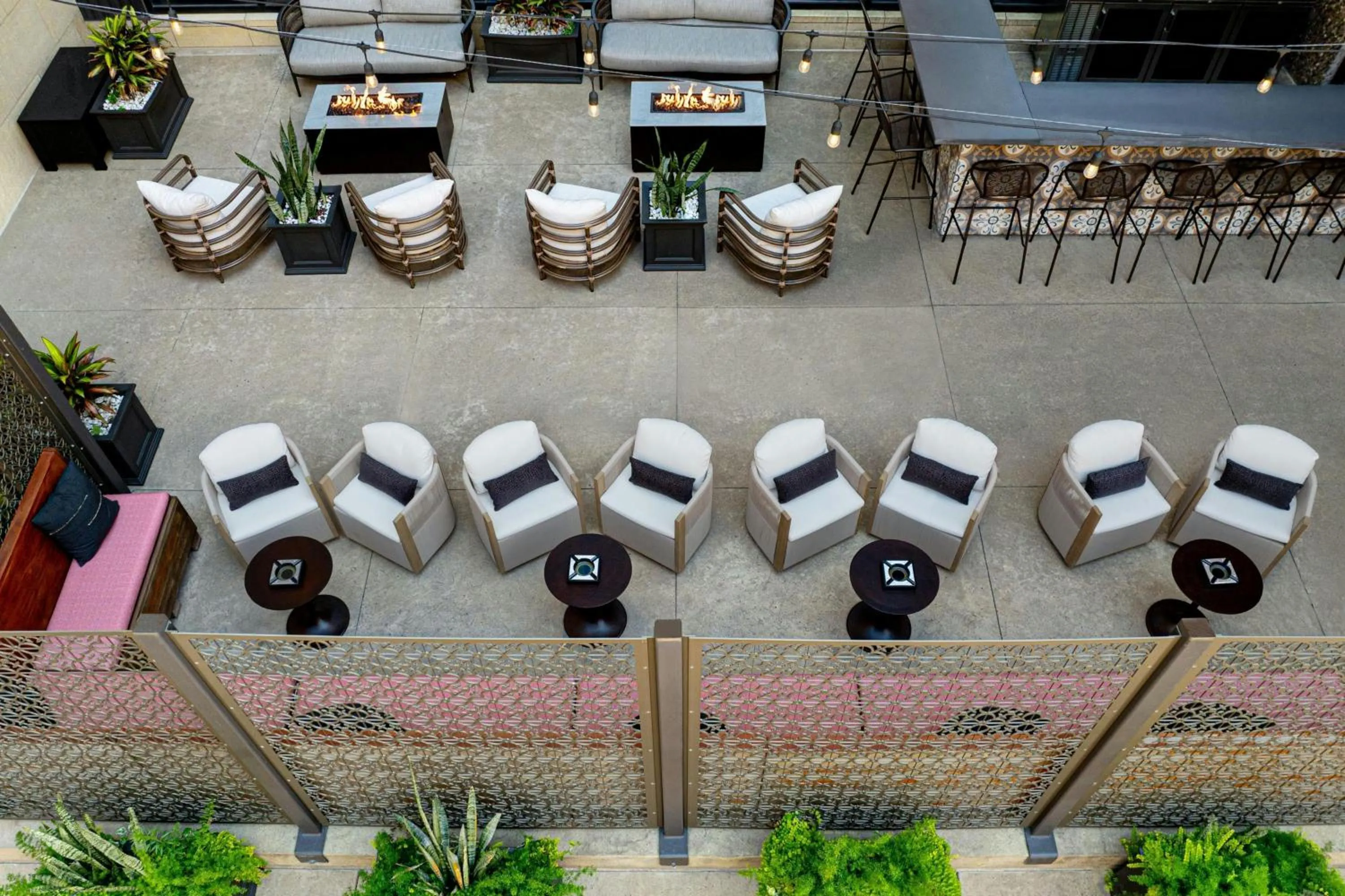 Lounge or bar in Hotel Ivy, a Luxury Collection Hotel, Minneapolis