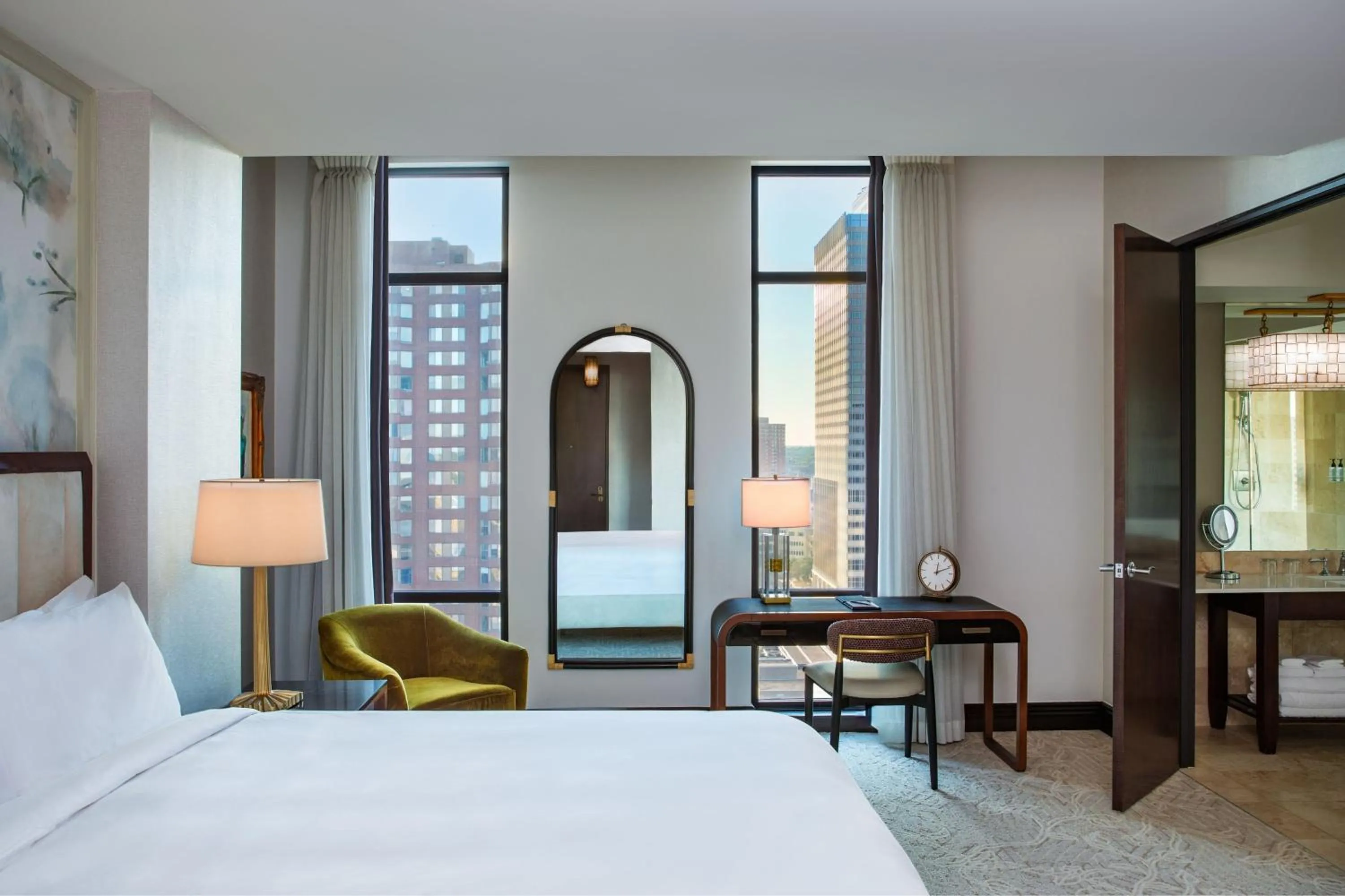 Photo of the whole room, Bed in Hotel Ivy, a Luxury Collection Hotel, Minneapolis