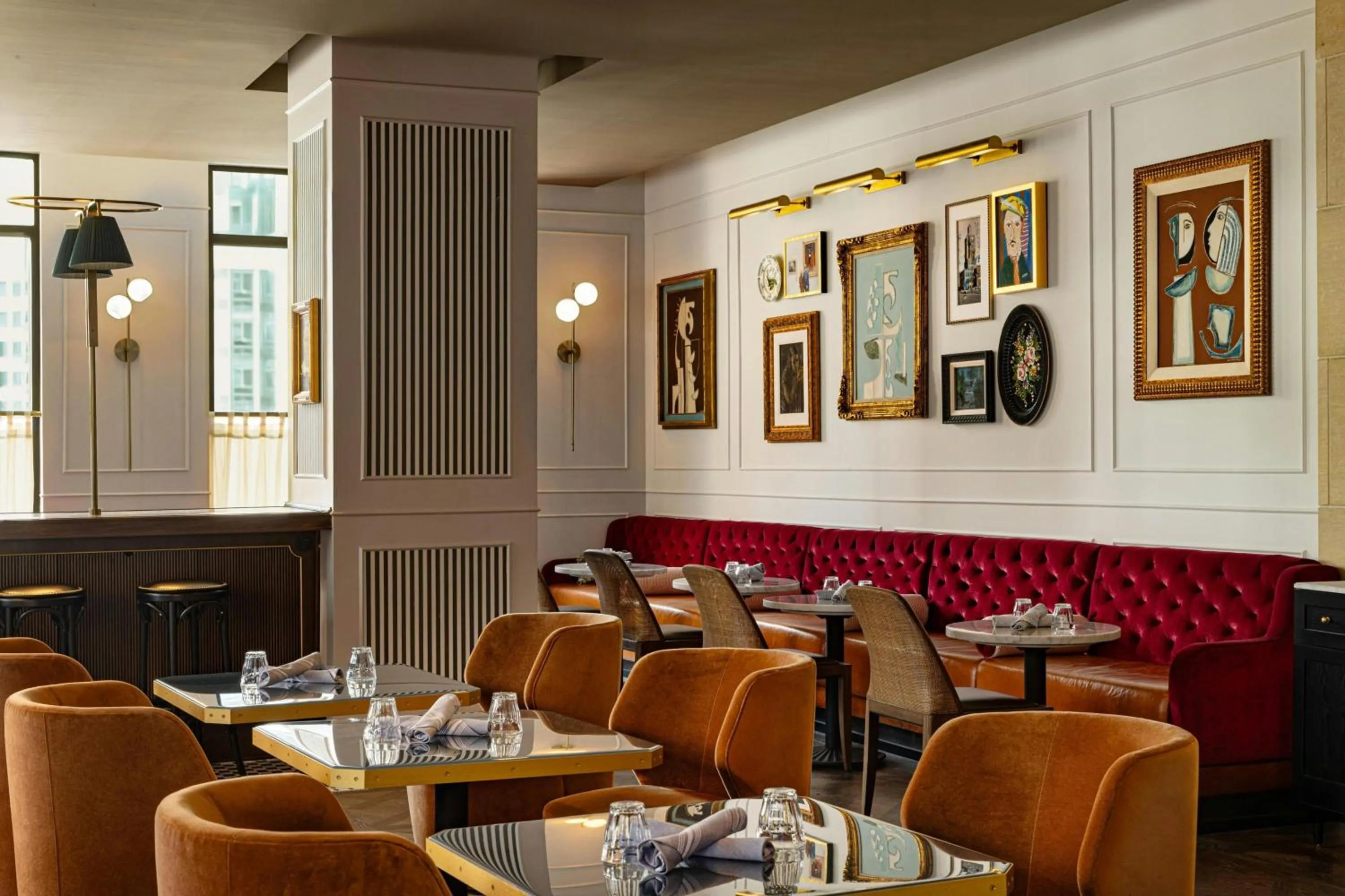 Lounge or bar in Hotel Ivy, a Luxury Collection Hotel, Minneapolis