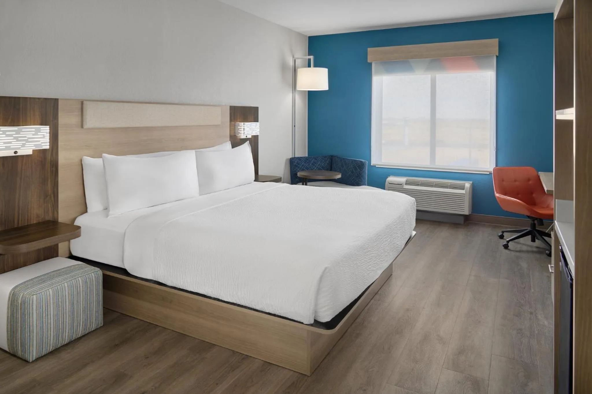 Photo of the whole room, Bed in Holiday Inn Express Hotel and Suites - Odessa by IHG