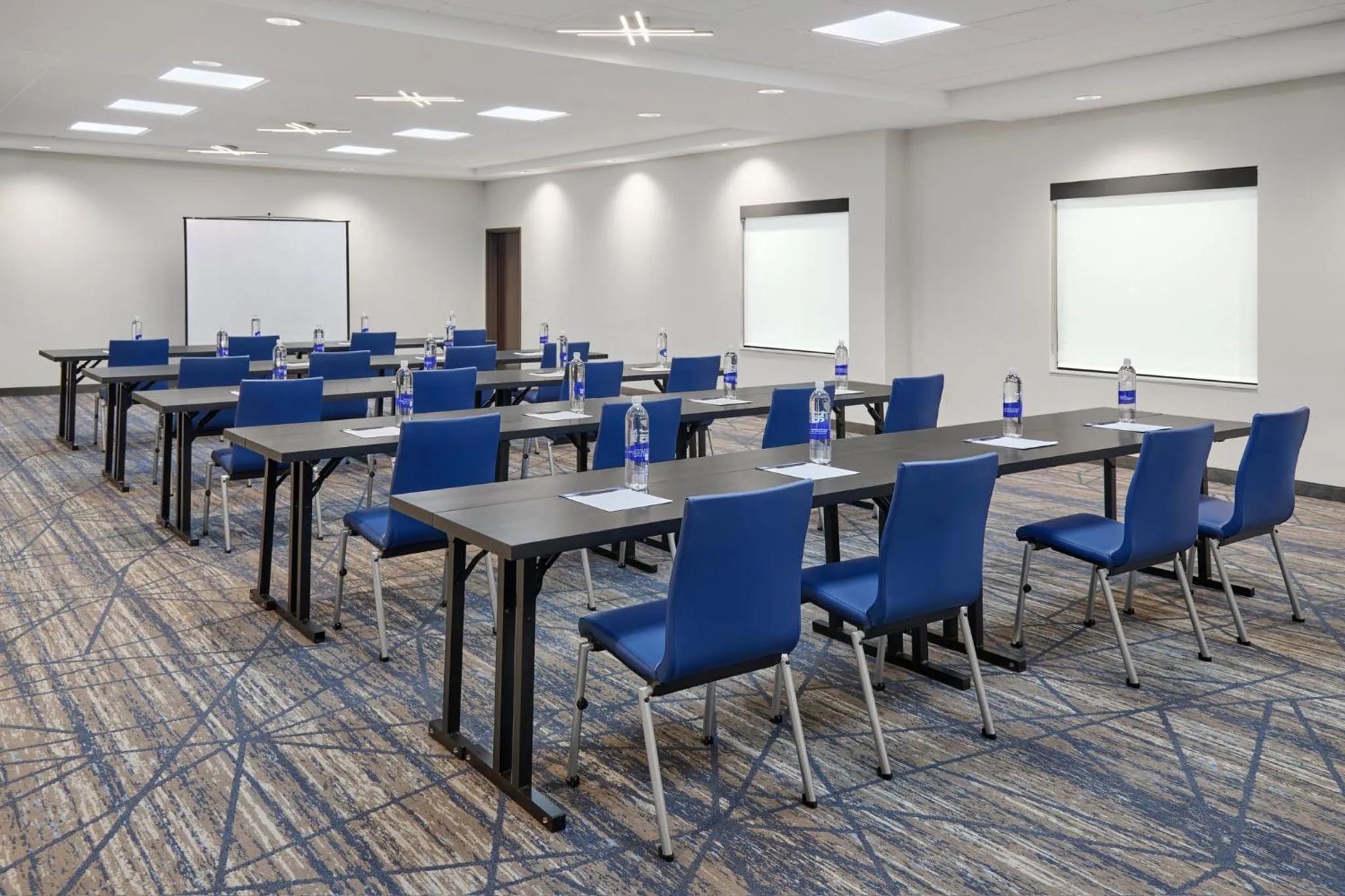 Meeting/conference room in Holiday Inn Express Hotel and Suites - Odessa by IHG