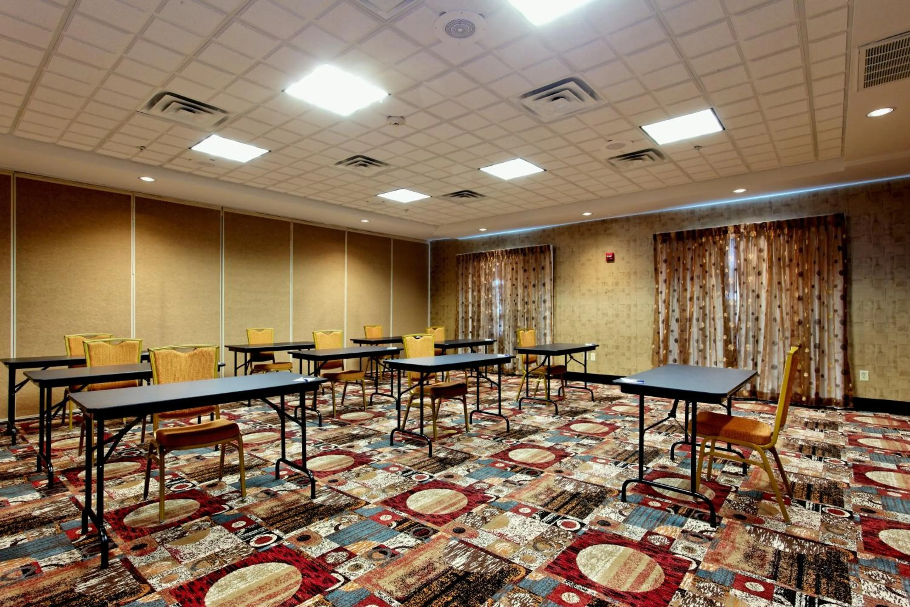 Meeting/conference room in Holiday Inn Express Hotel and Suites - Odessa by IHG