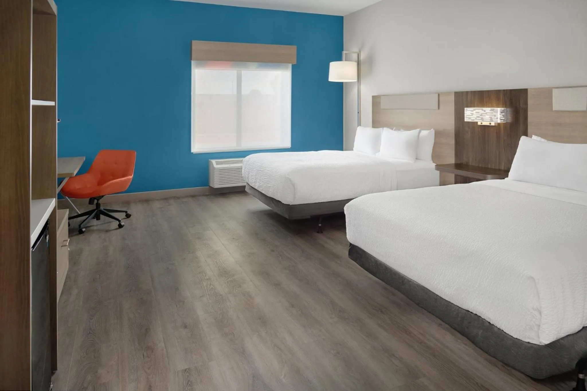 Photo of the whole room, Bed in Holiday Inn Express Hotel and Suites - Odessa by IHG
