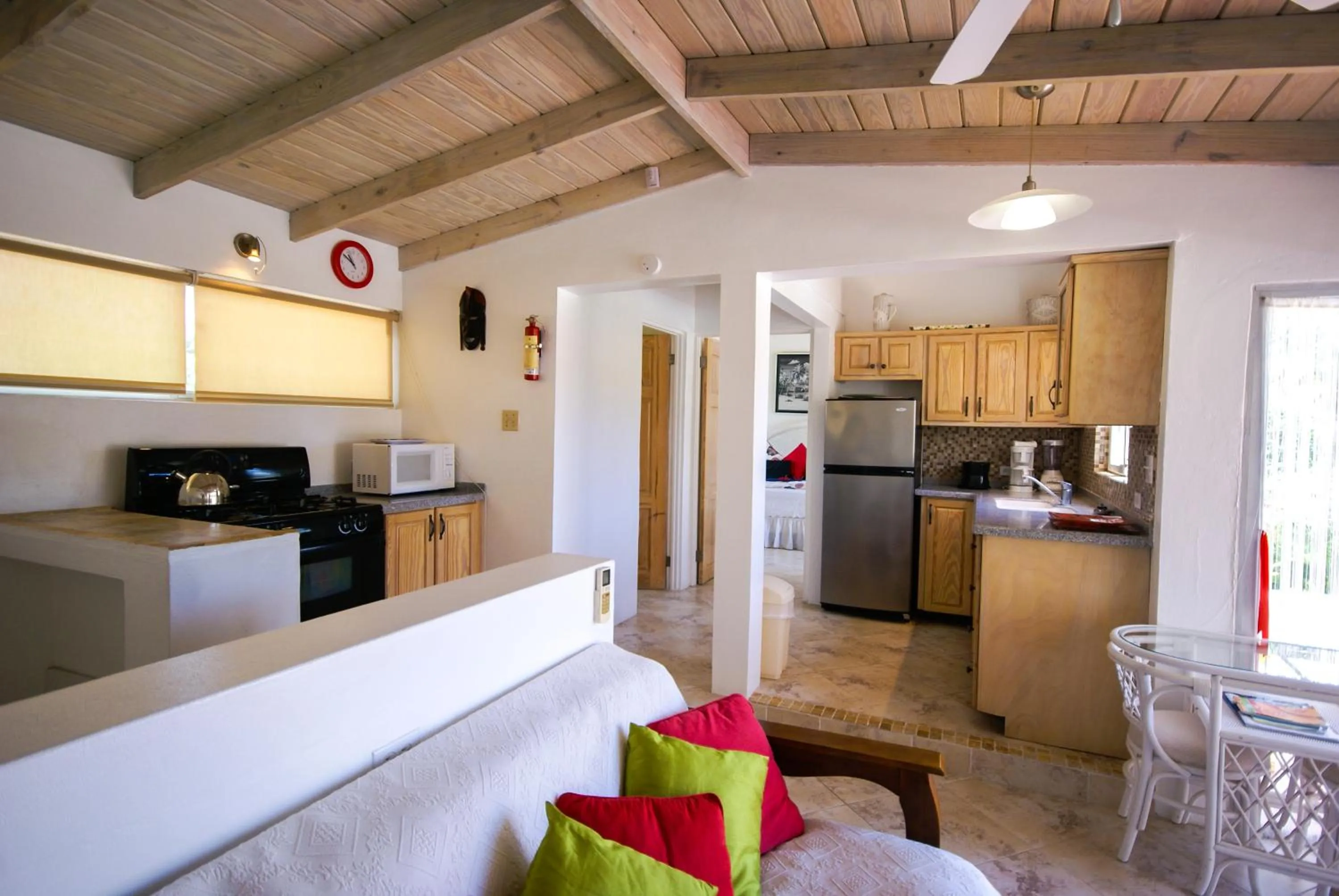 Coffee/tea facilities in Antigua Village Beach Resort