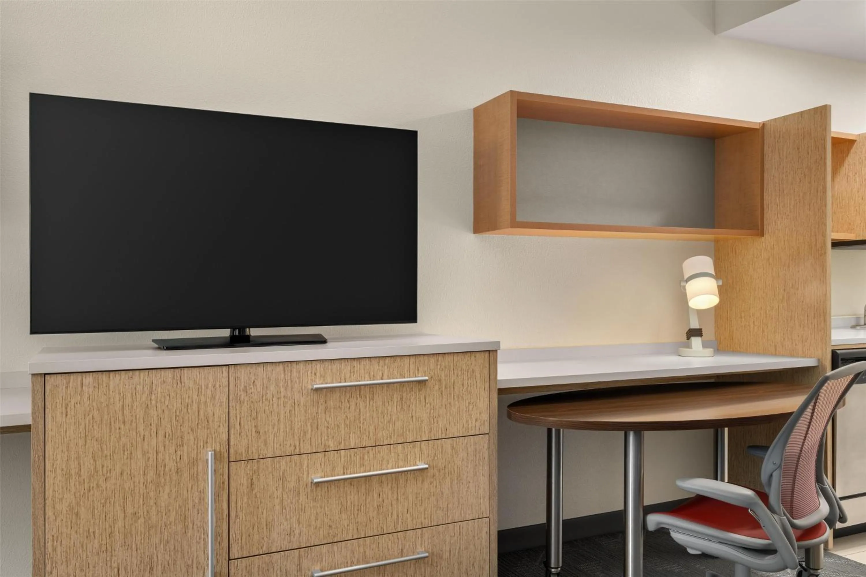 Bedroom in Home2 Suites by Hilton Lexington Park Patuxent River NAS, MD