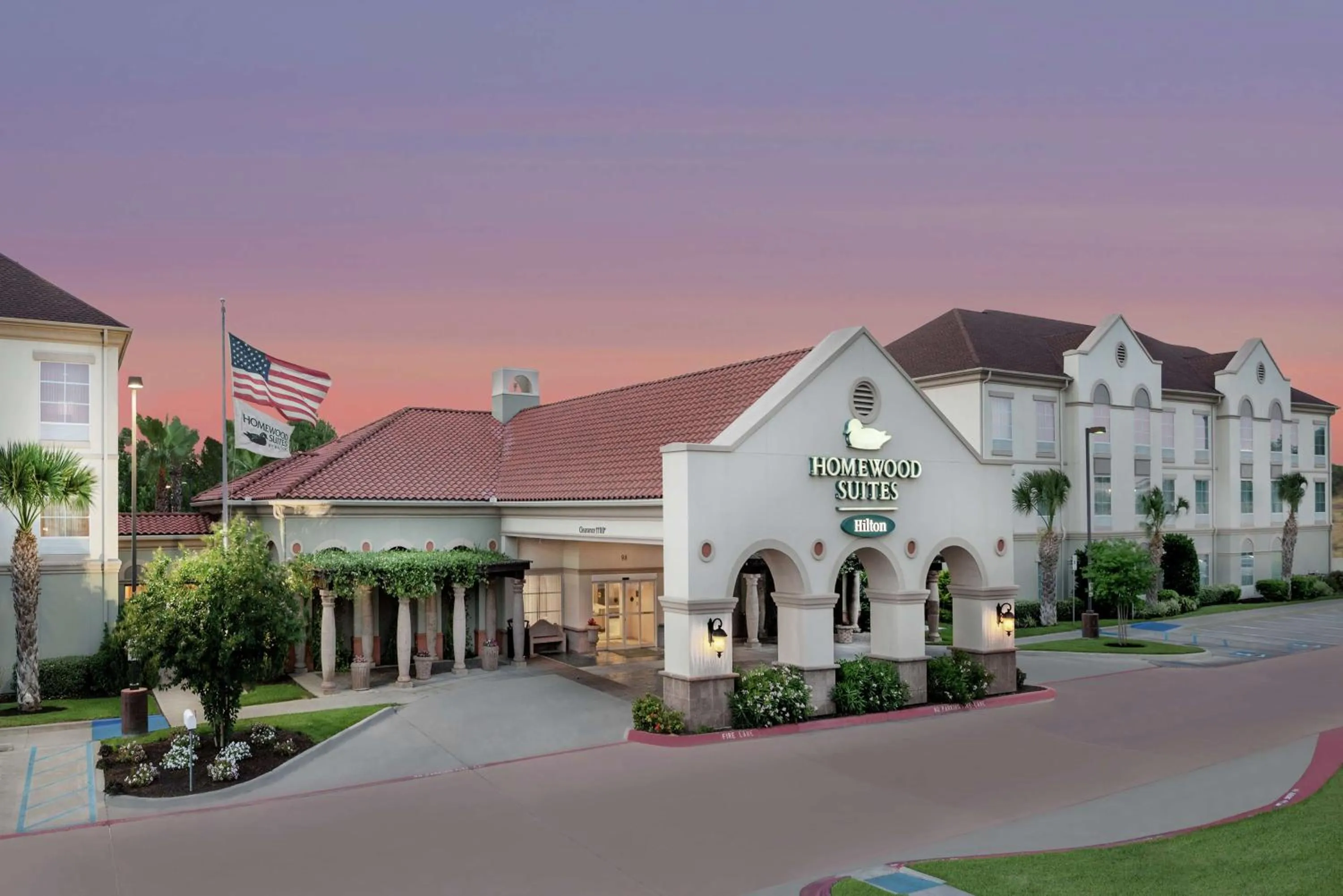 Property building in Homewood Suites Laredo at Mall Del Norte