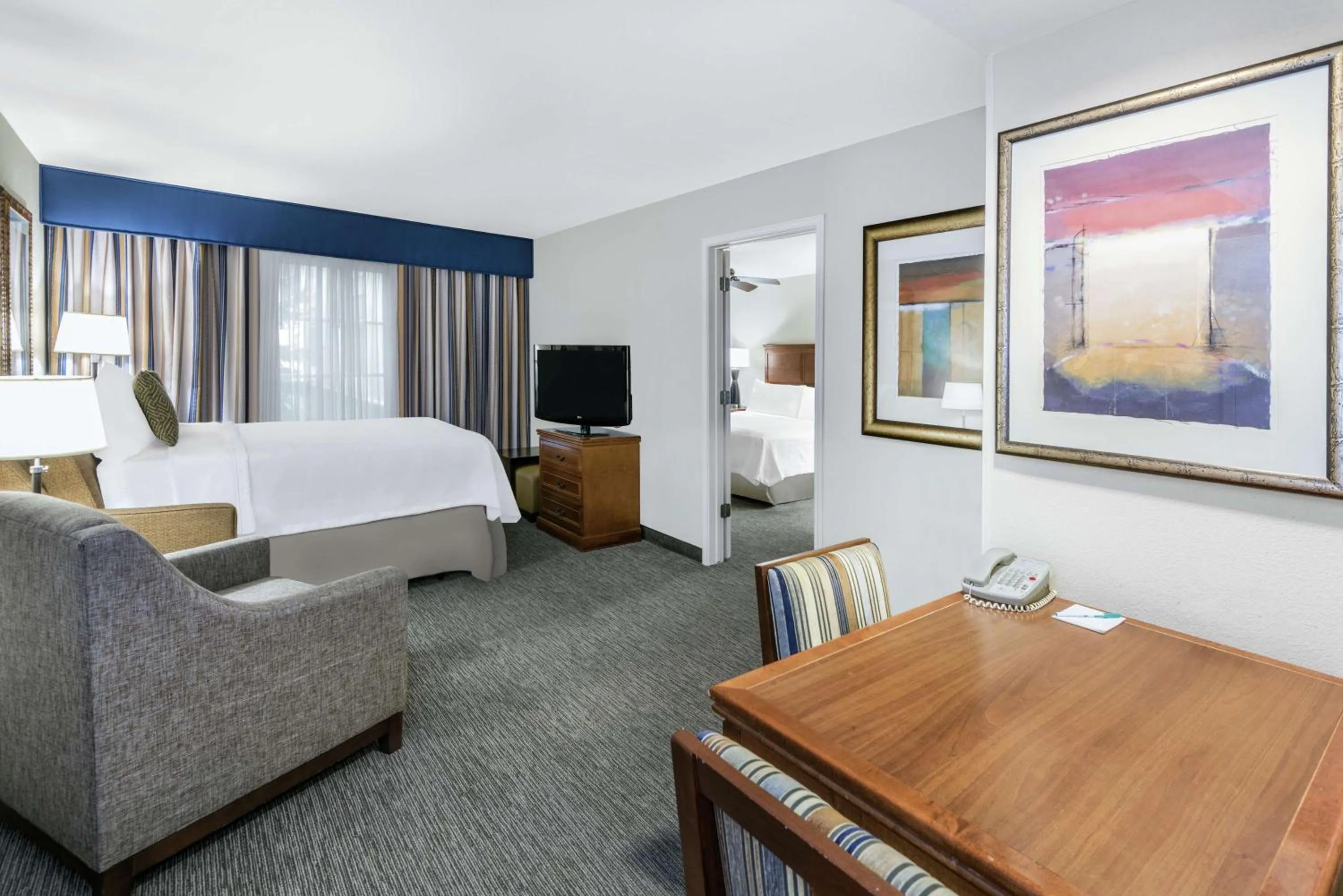 Bedroom, Bed in Homewood Suites Laredo at Mall Del Norte