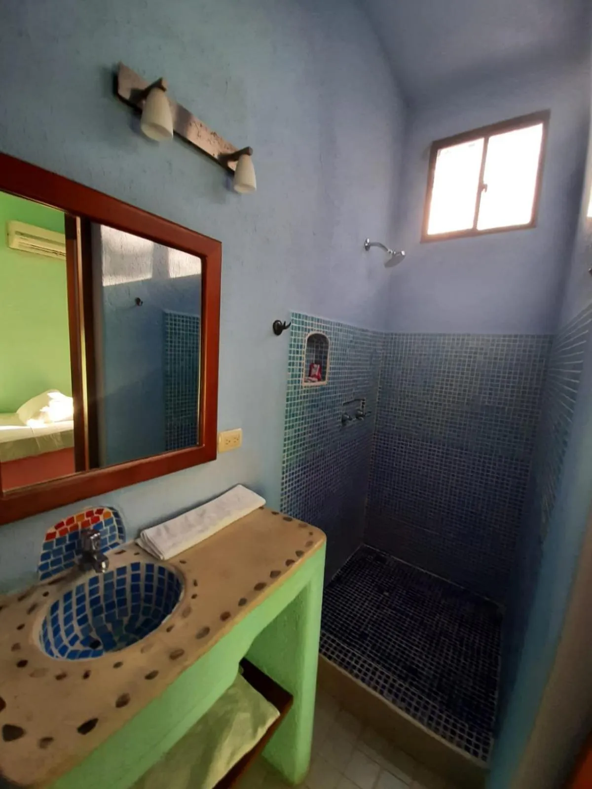 Bathroom in El Jardin