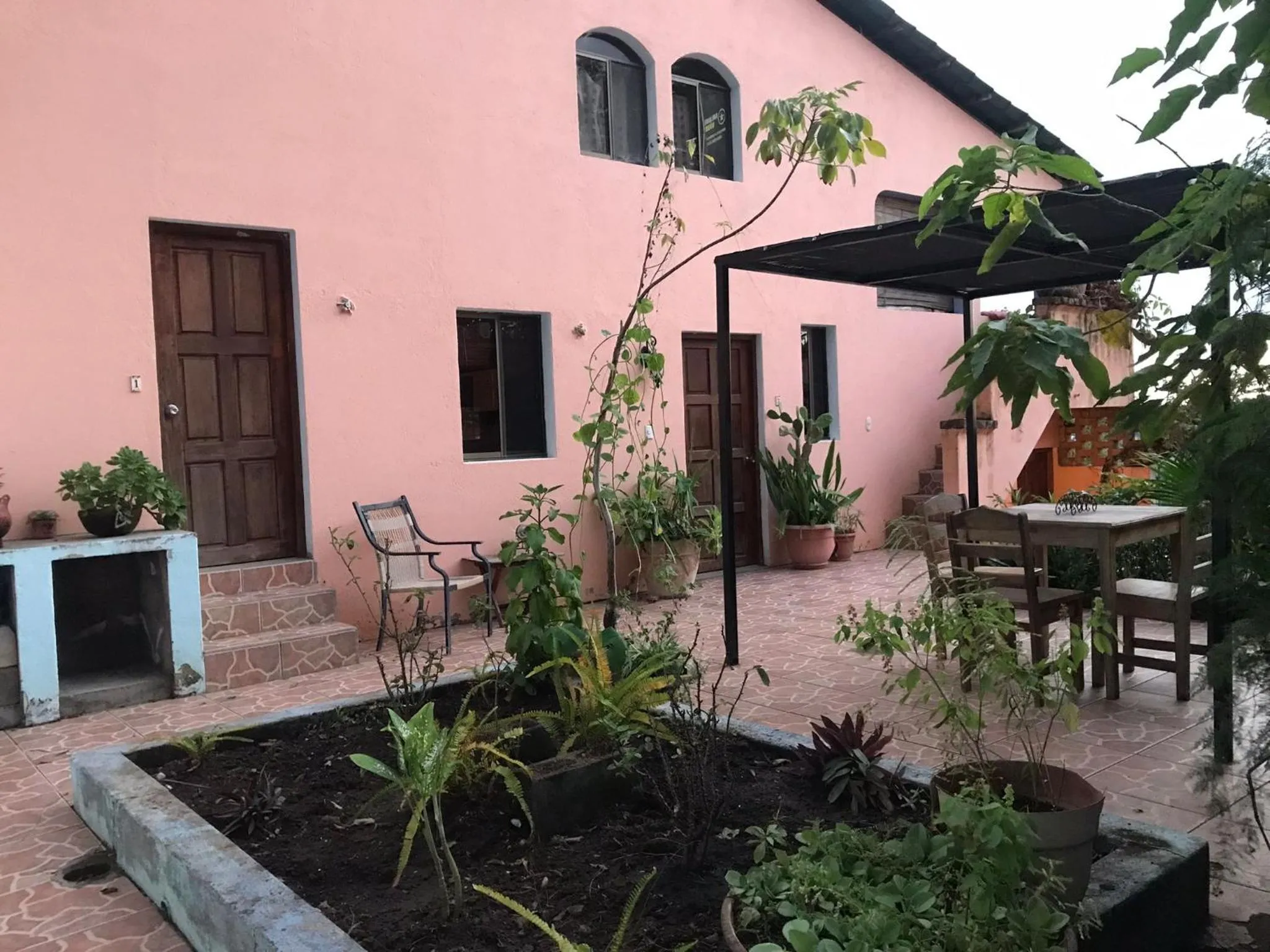 Property building in El Jardin