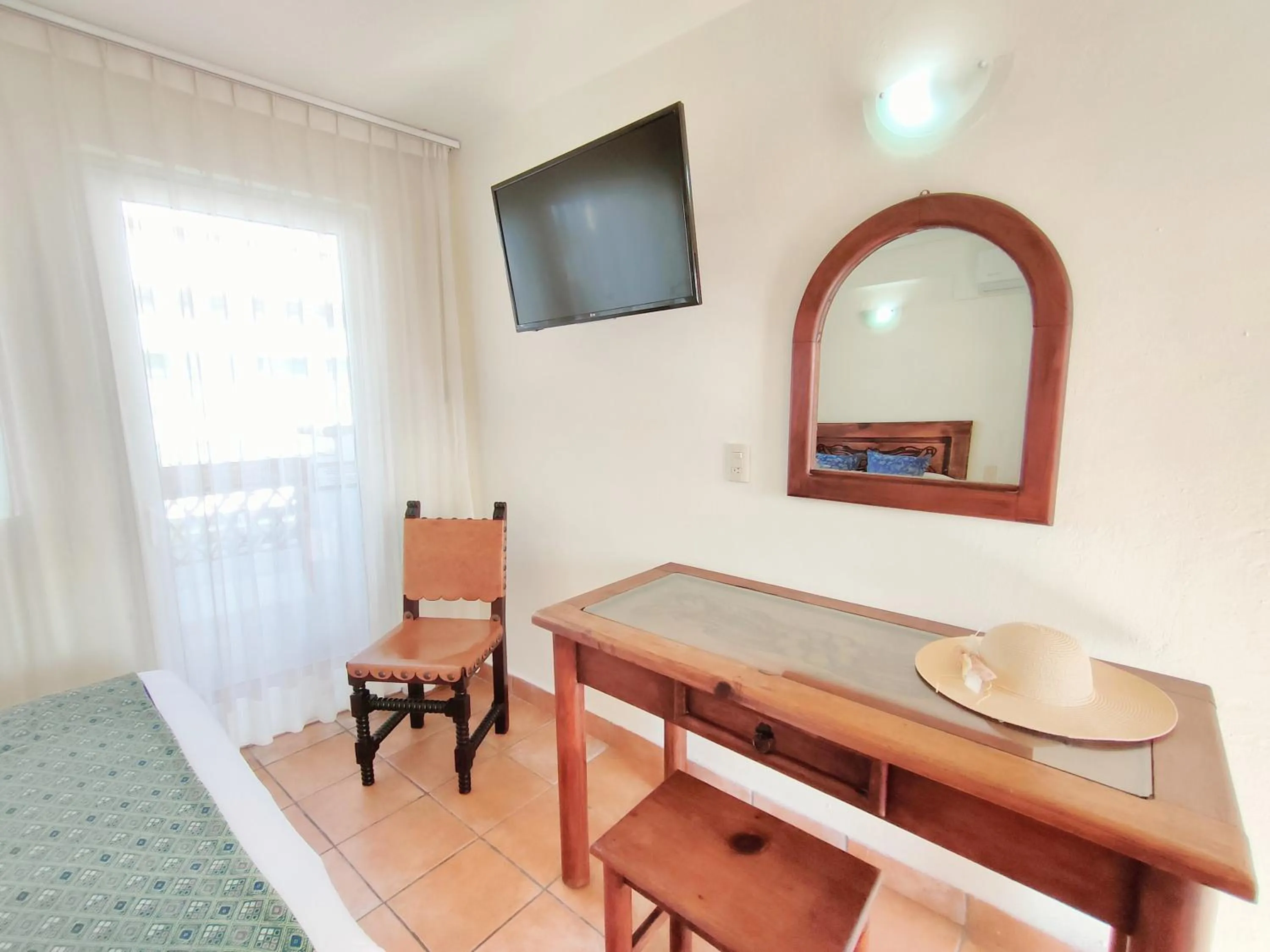 TV and multimedia in Hotel Rosita