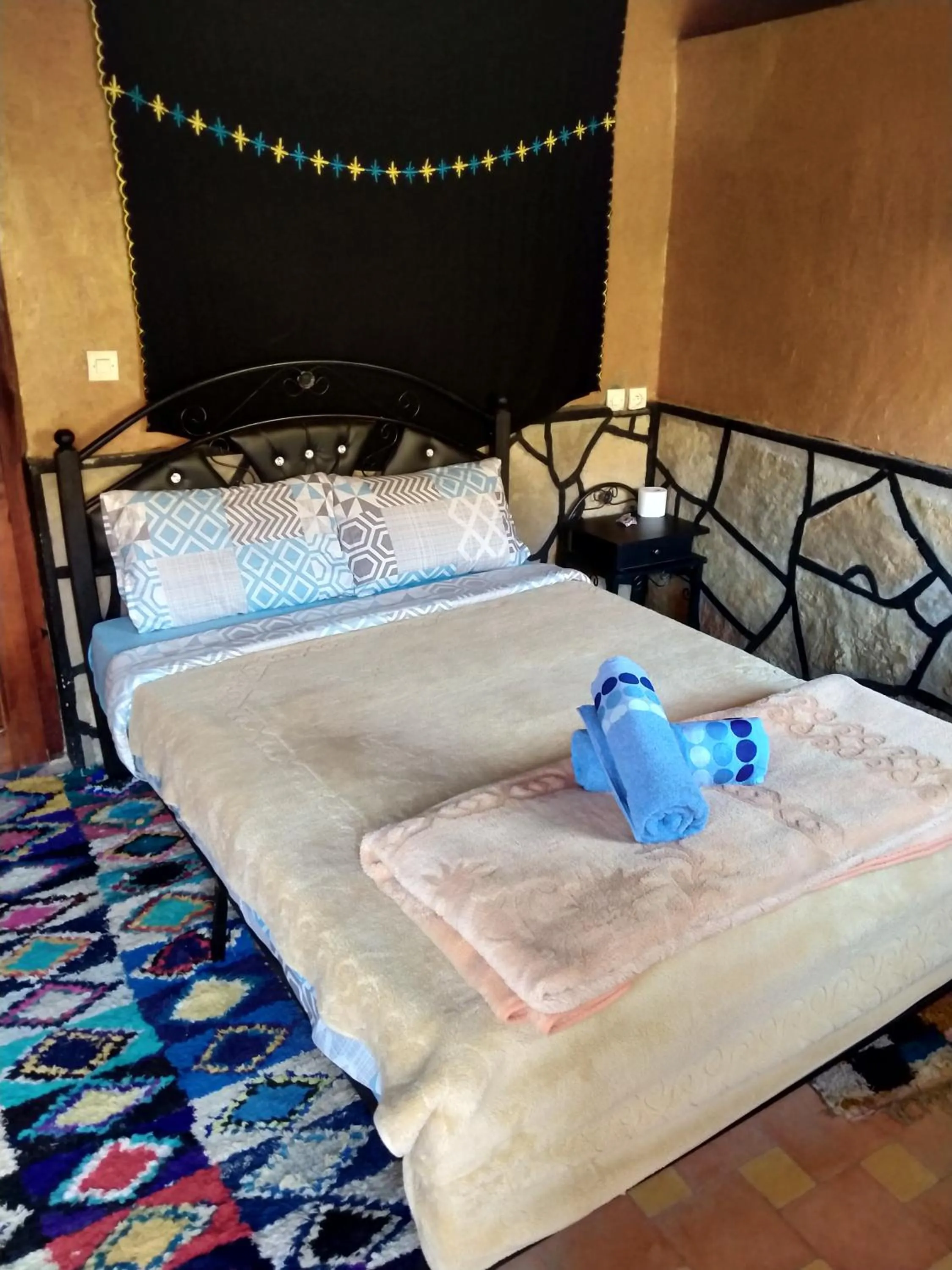 Bed in auberge restaurant tizgui