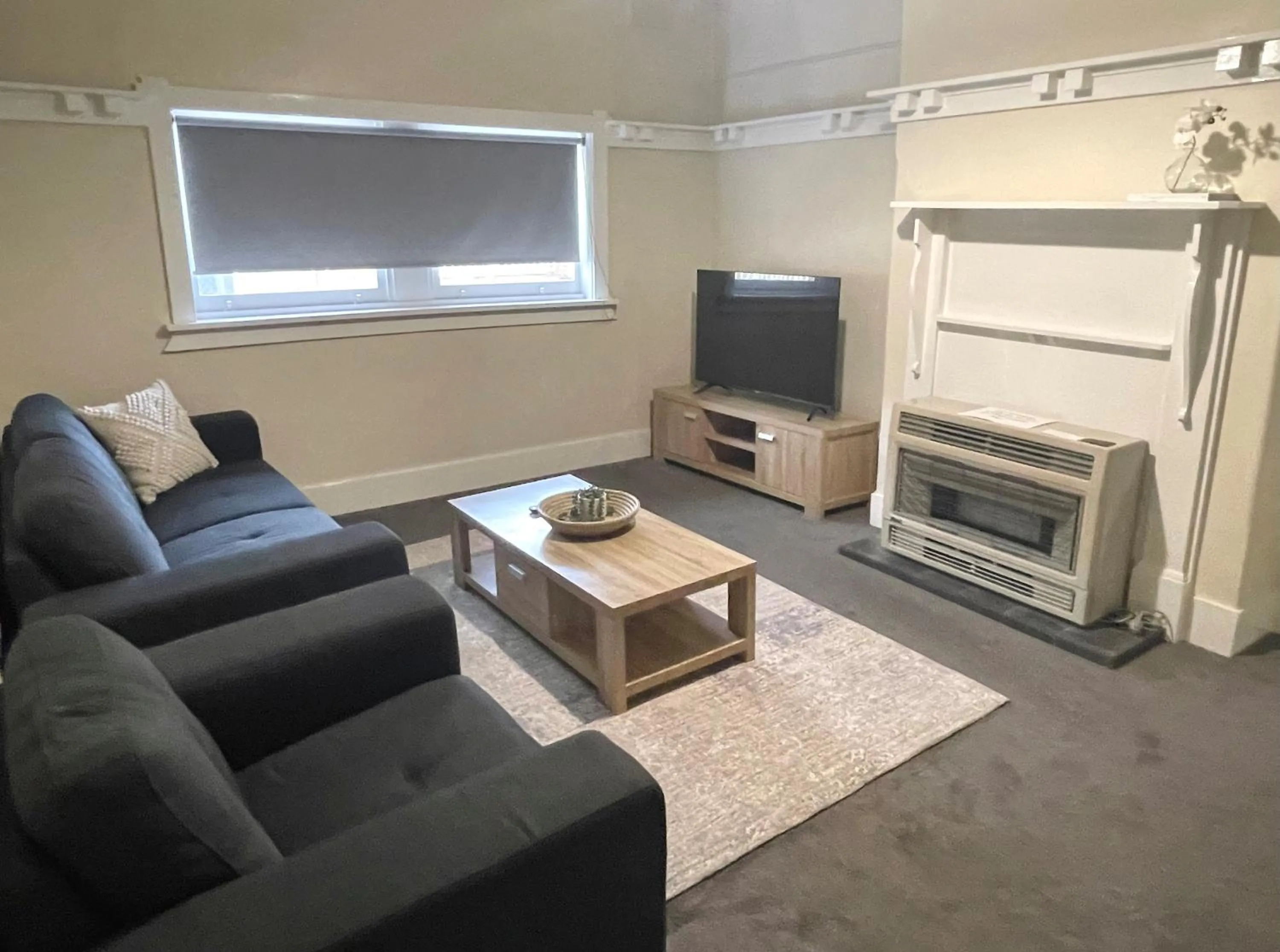Seating area in Heritage Inn Bathurst