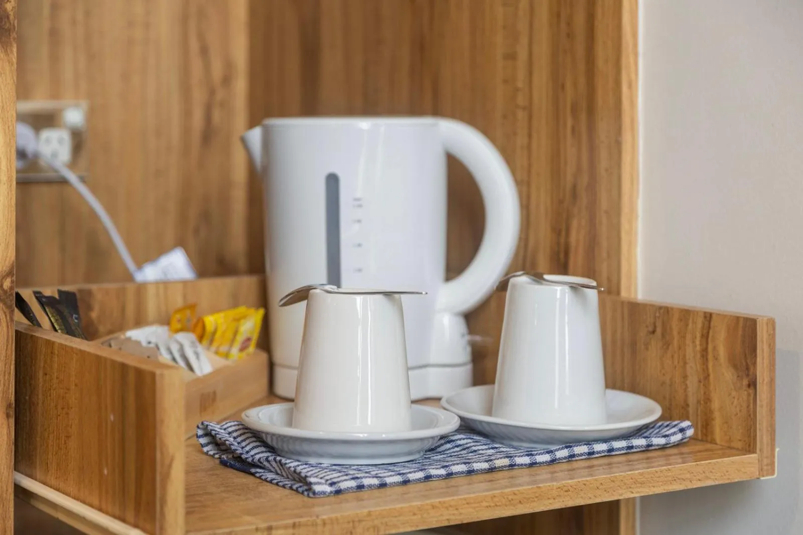 Kitchen or kitchenette in Adelaide Paringa