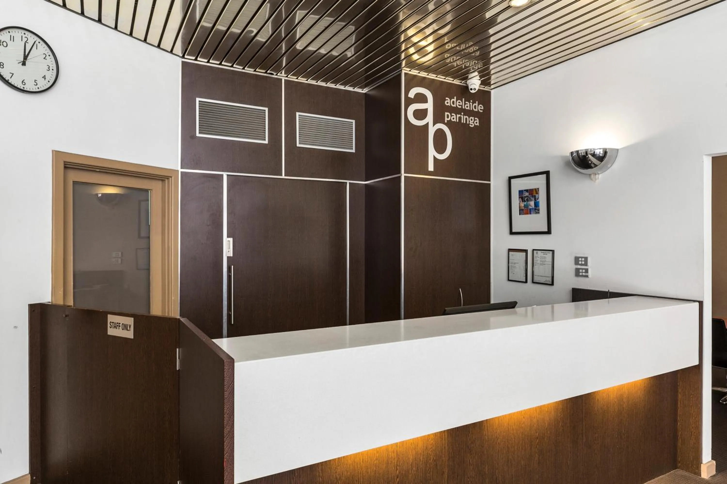 Lobby or reception in Adelaide Paringa