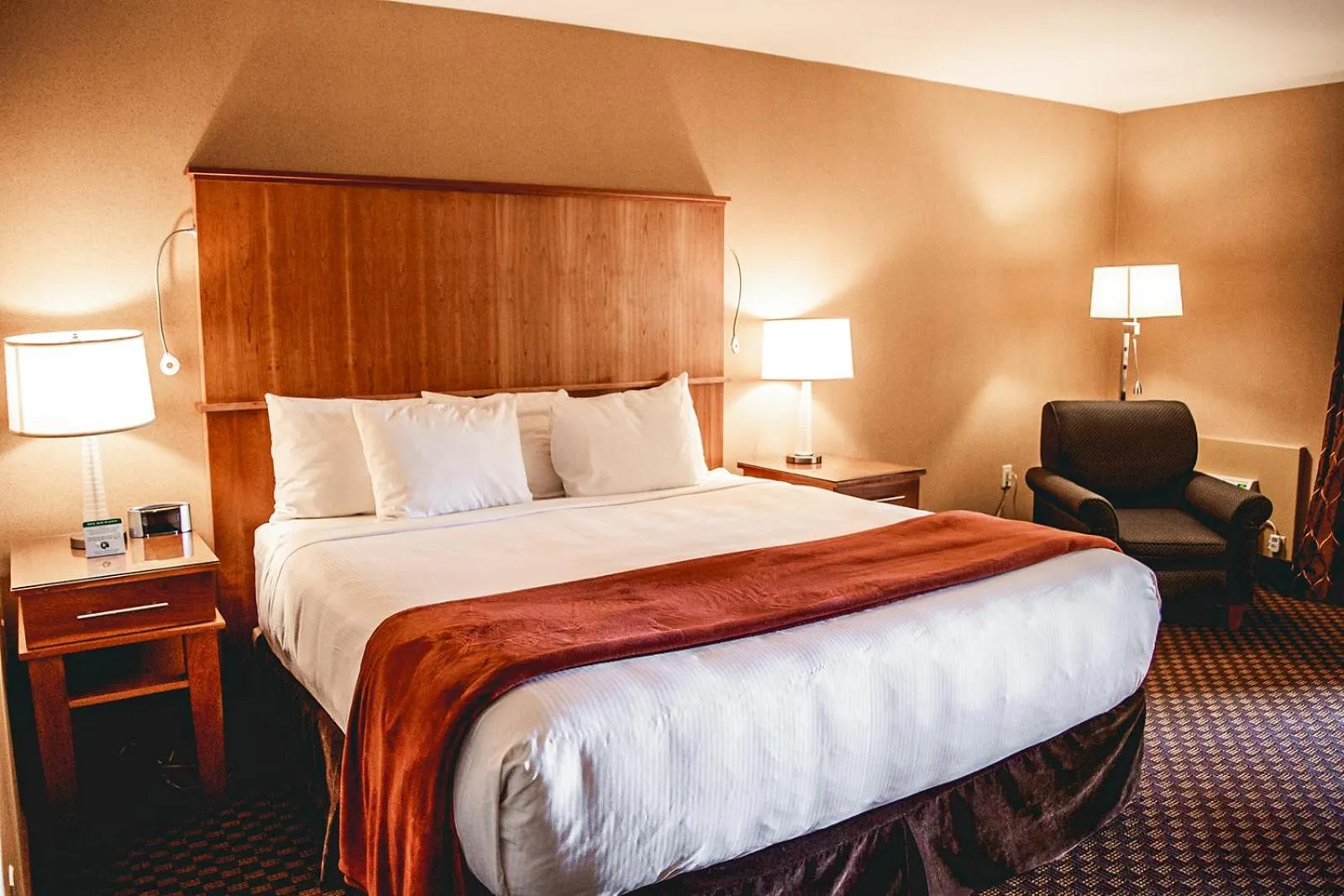 Bedroom, Bed in Mirabeau Park Hotel