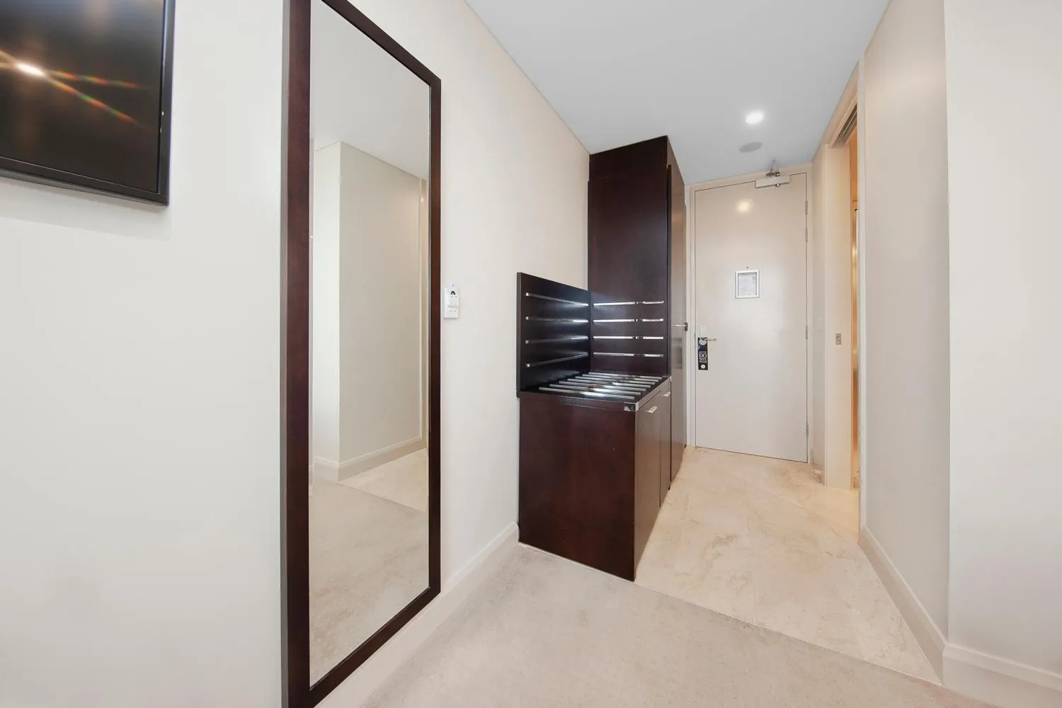 Facade/entrance in Canberra Rex Hotel