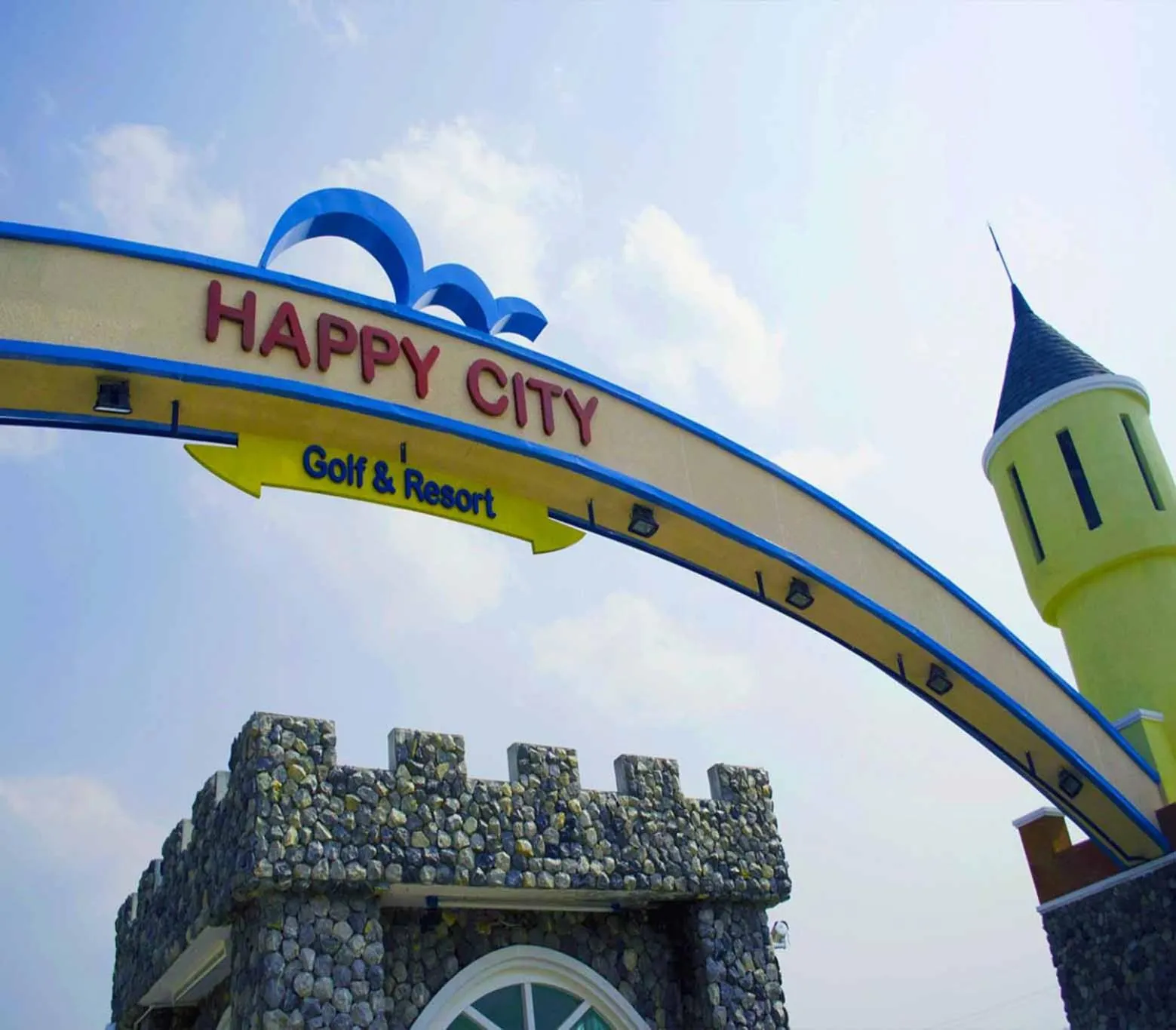 Happy City Golf & Resort