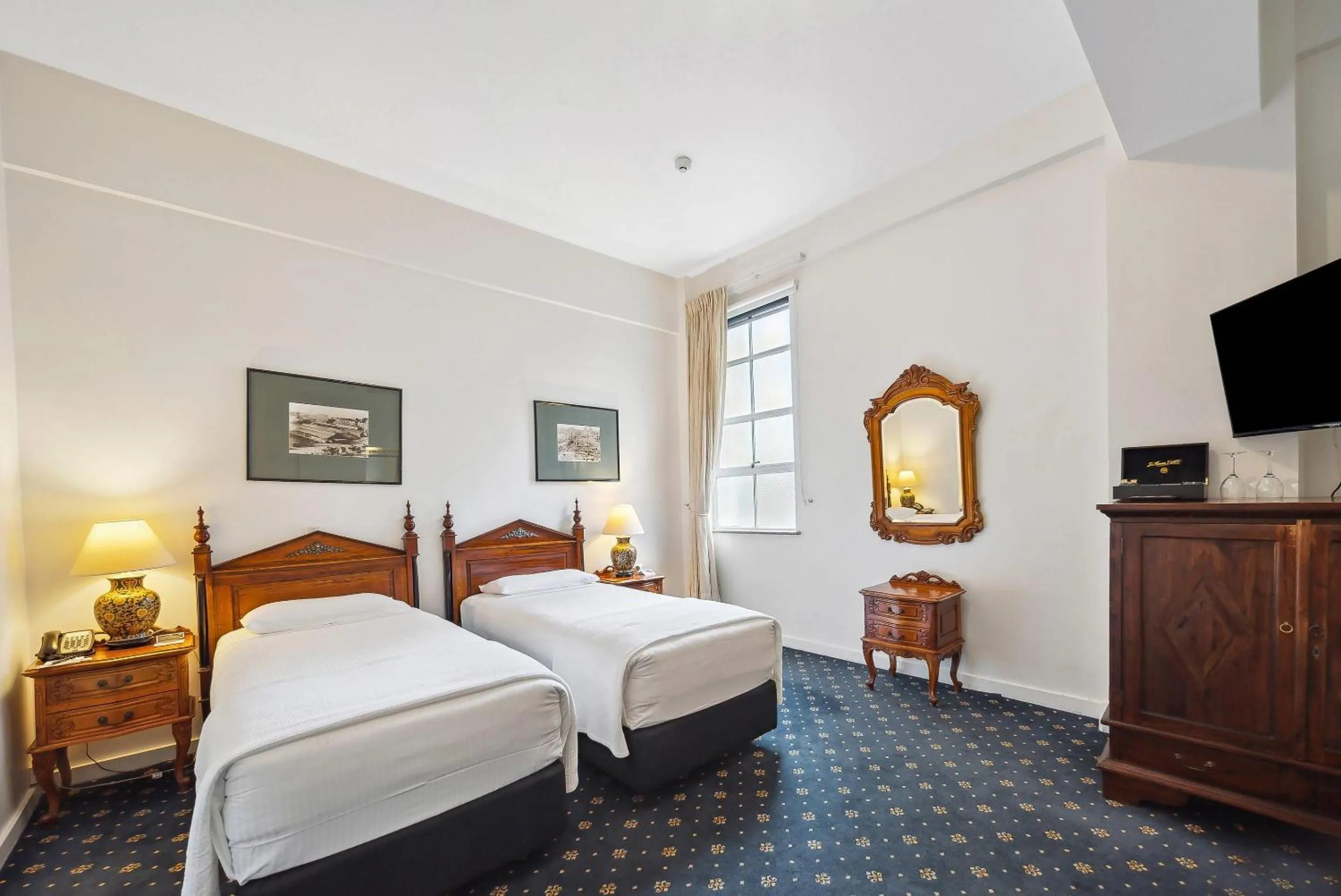 Bedroom, Bed in Castlereagh Boutique Hotel, an Ascend Collection Hotel