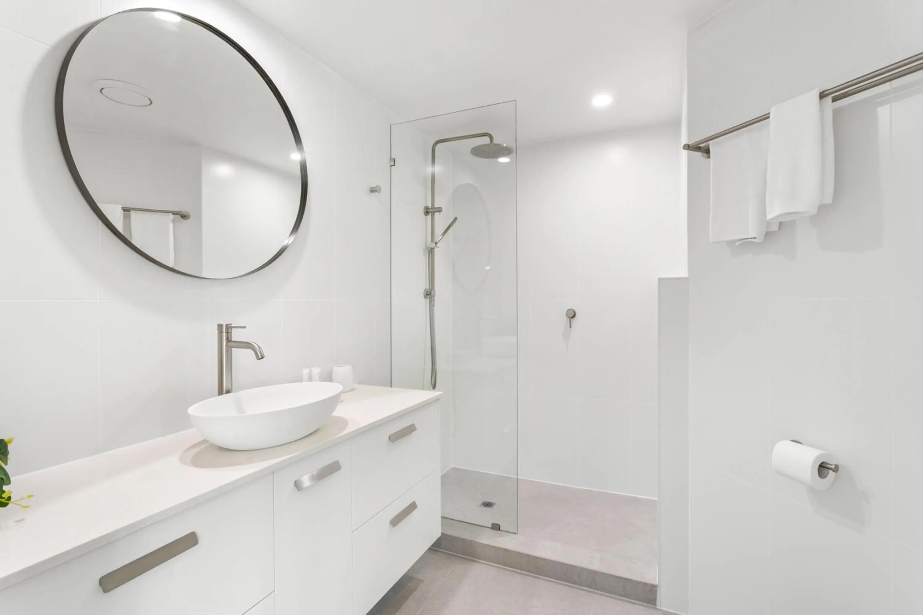 Bathroom in Noosa Tropicana