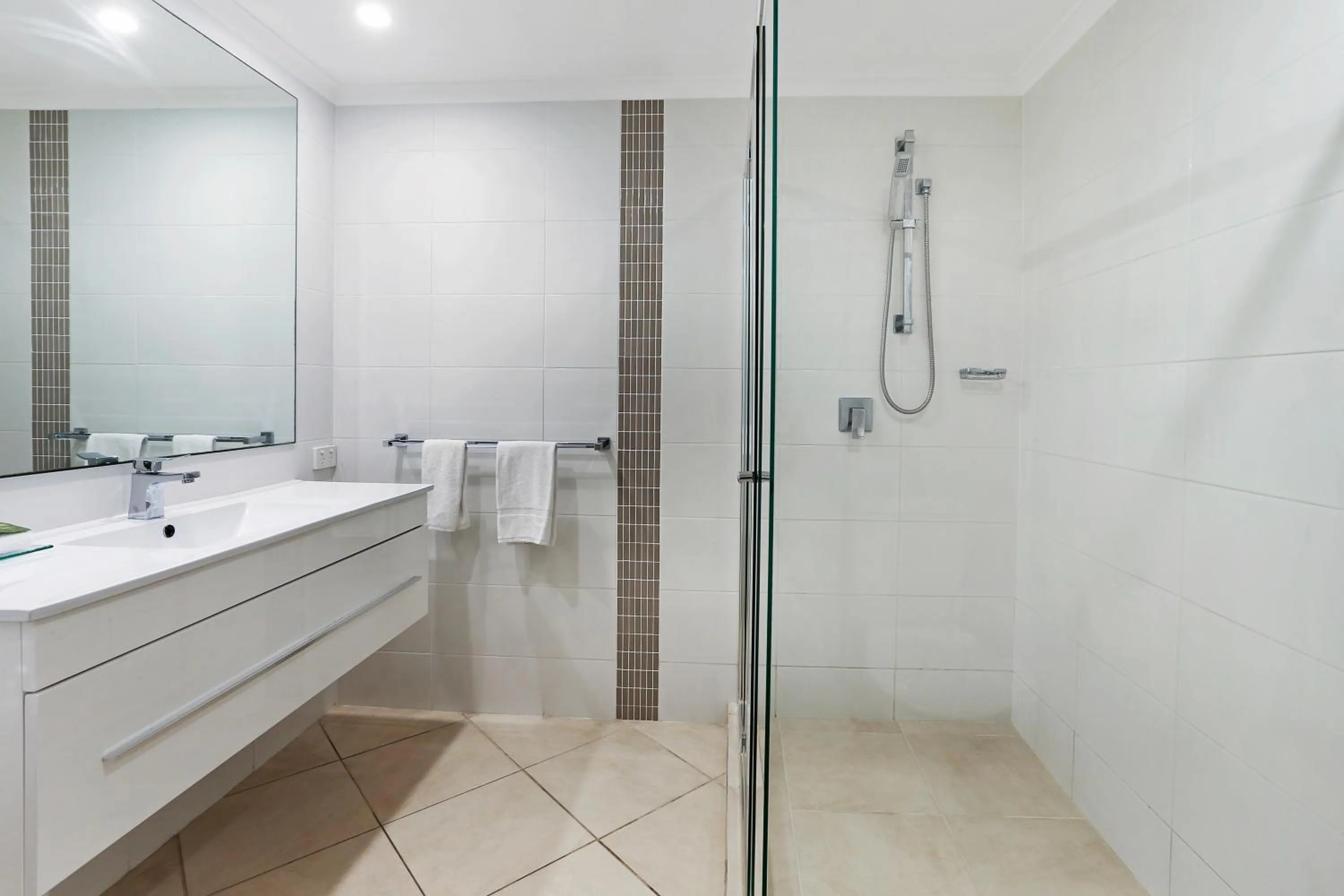 Bathroom in Noosa Tropicana