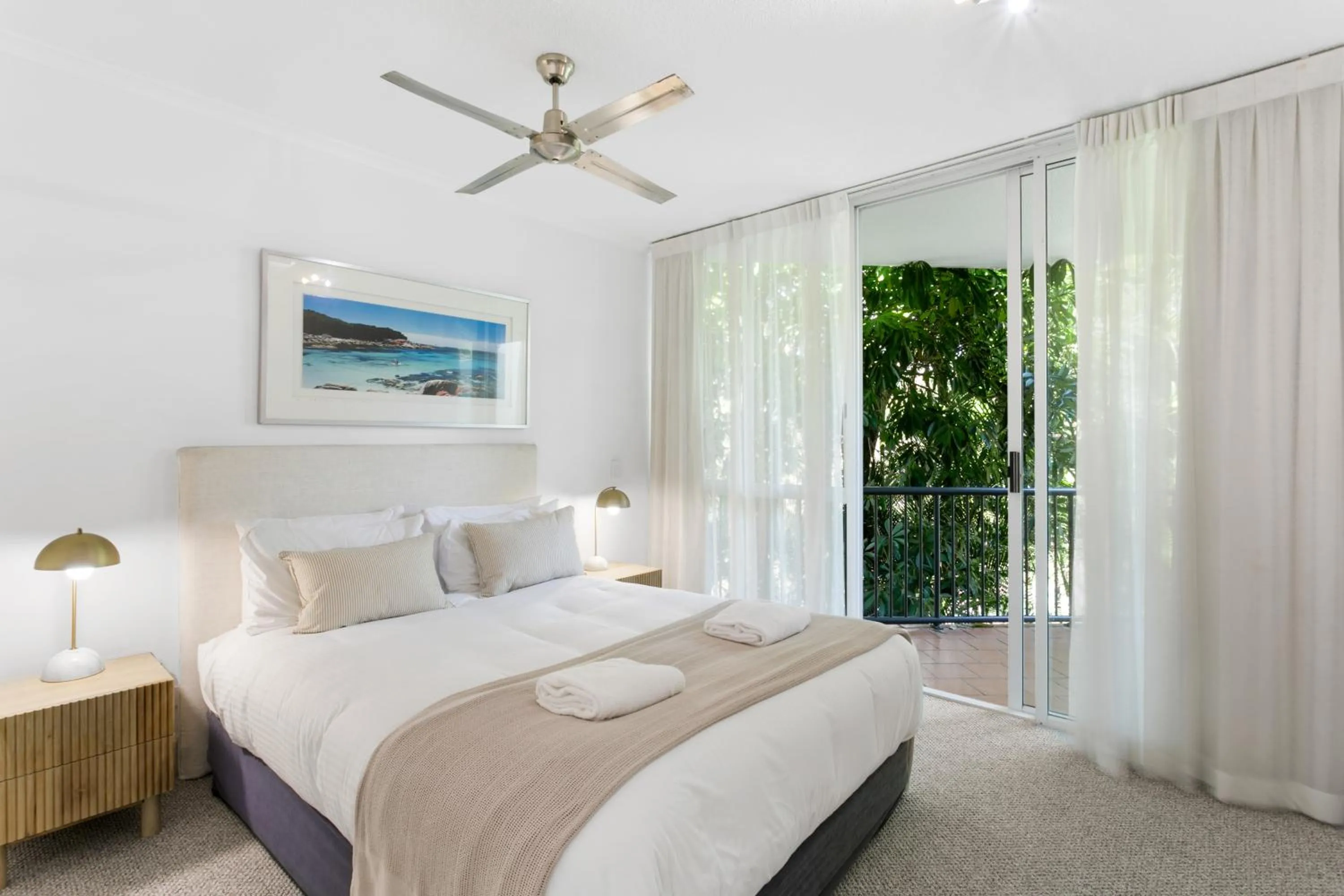 Bedroom, Bed in Noosa Tropicana