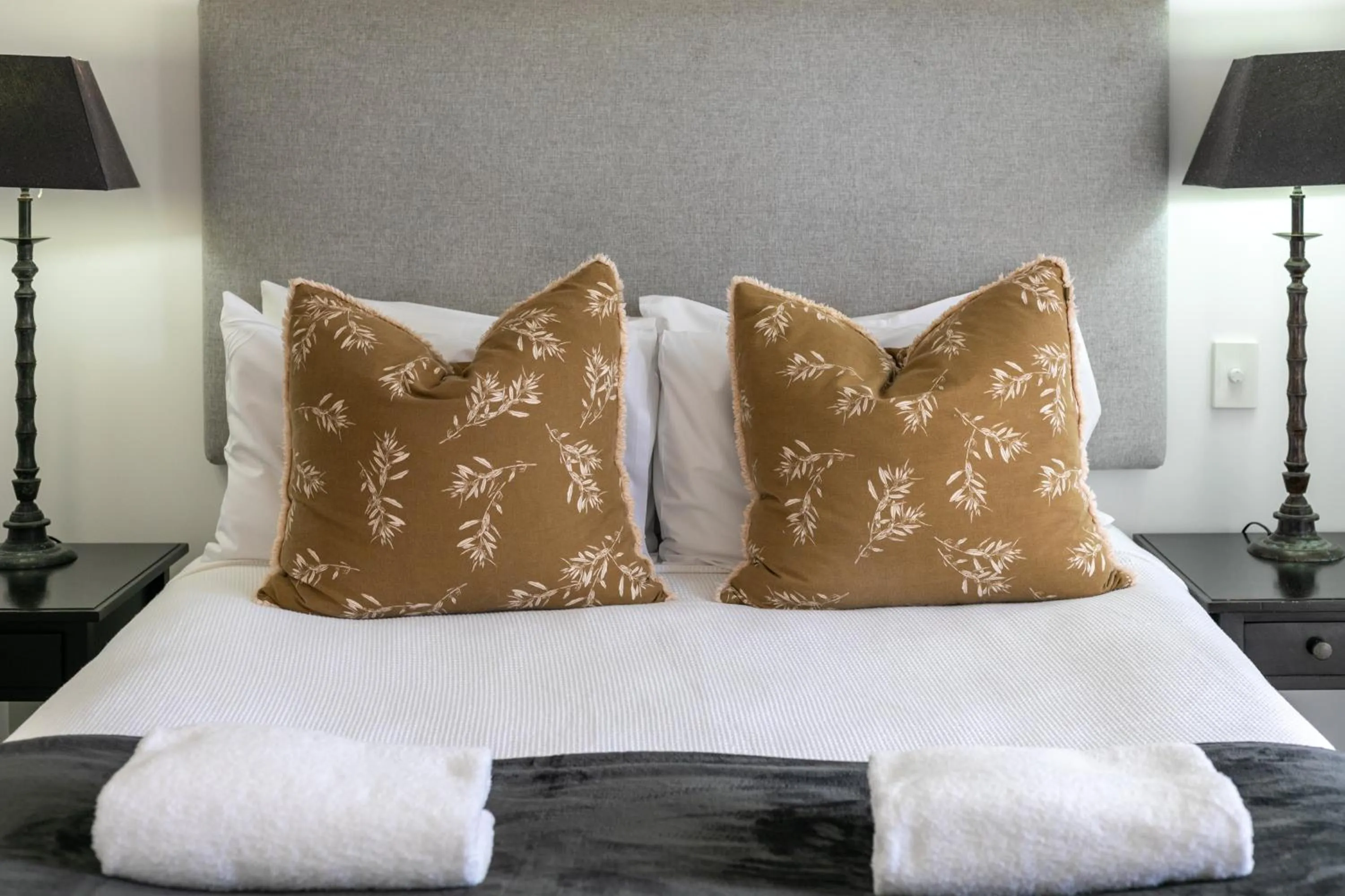 Bed in Noosa Tropicana