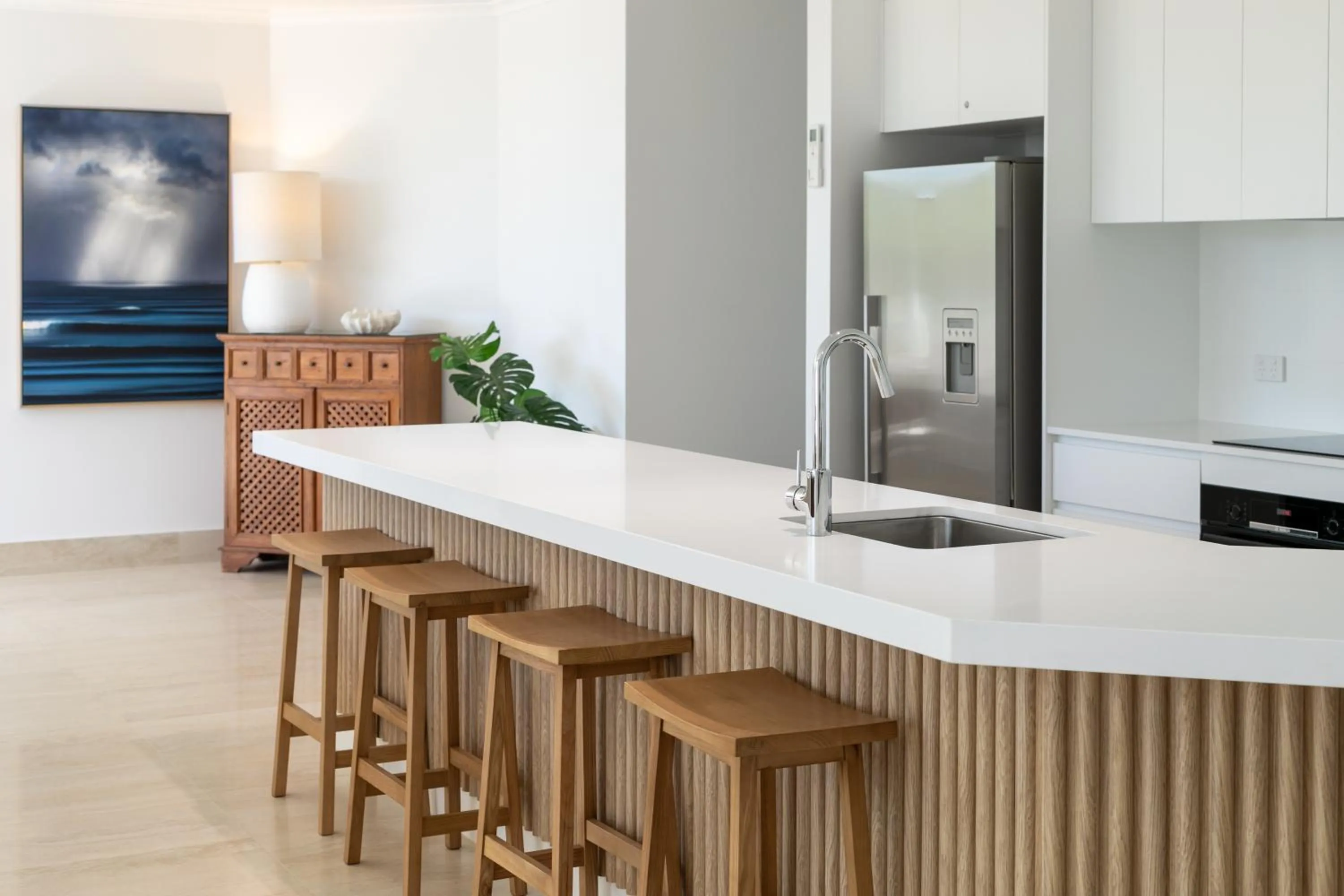 Kitchen or kitchenette in Noosa Tropicana