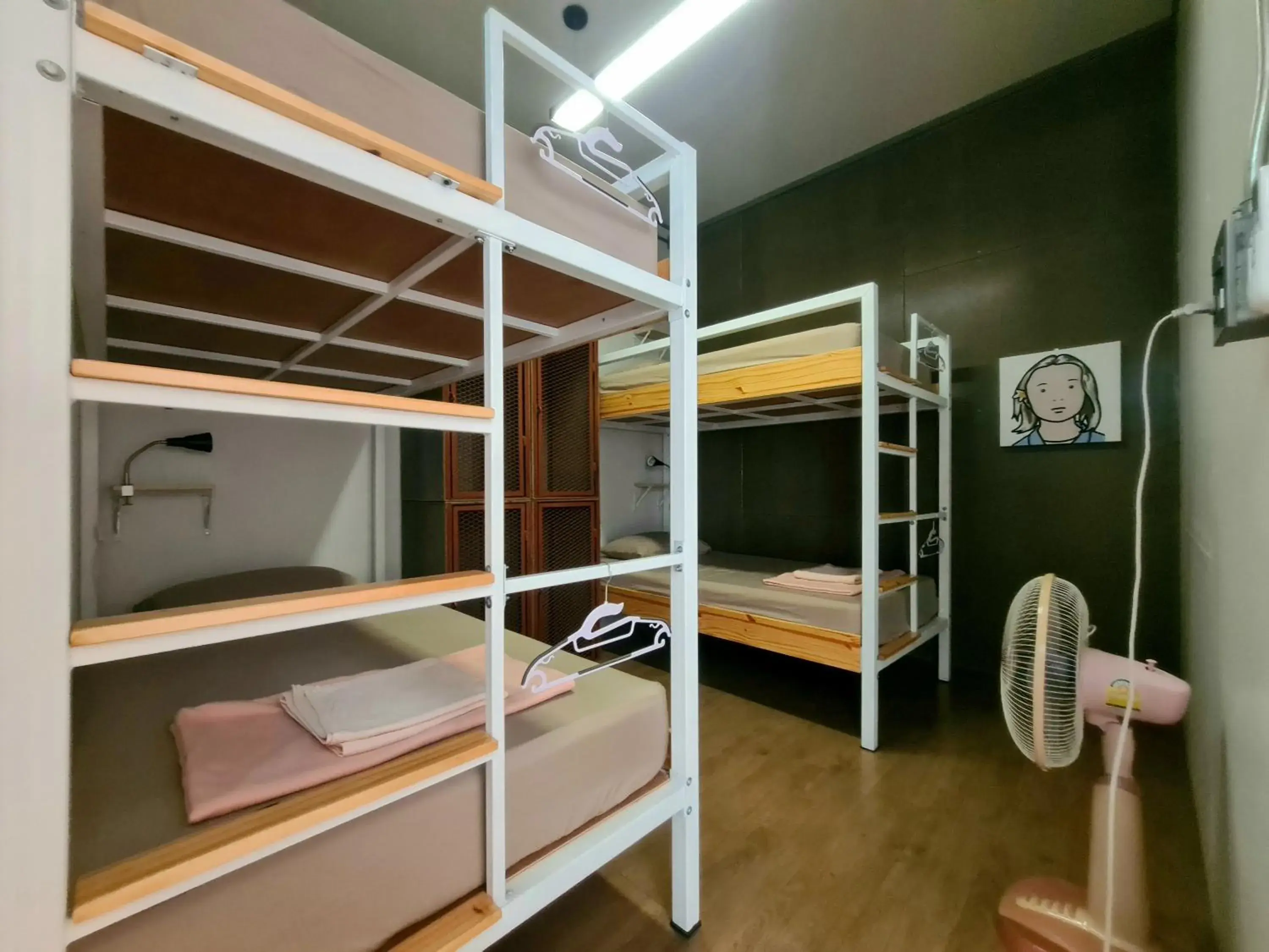 4-Bed Female Dormitory Room in Hybrit hostel&cafe 4-Bed Female Dormitory Room in Hybrit hostel&cafe