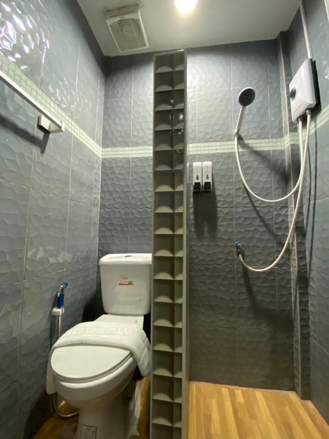 Shower in S1 City Hotel Buriram